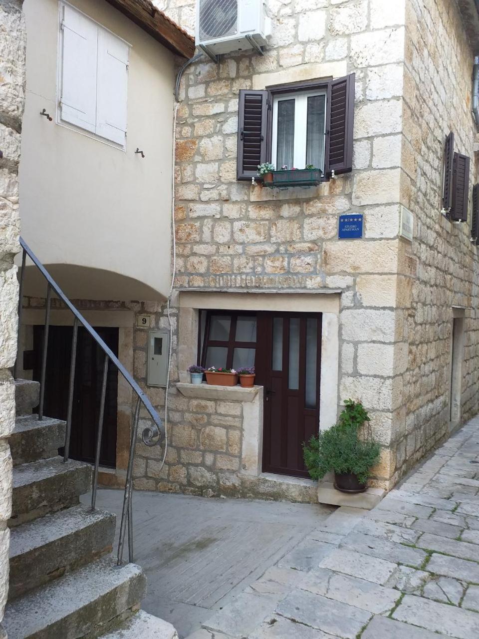 Apartments Ljubica