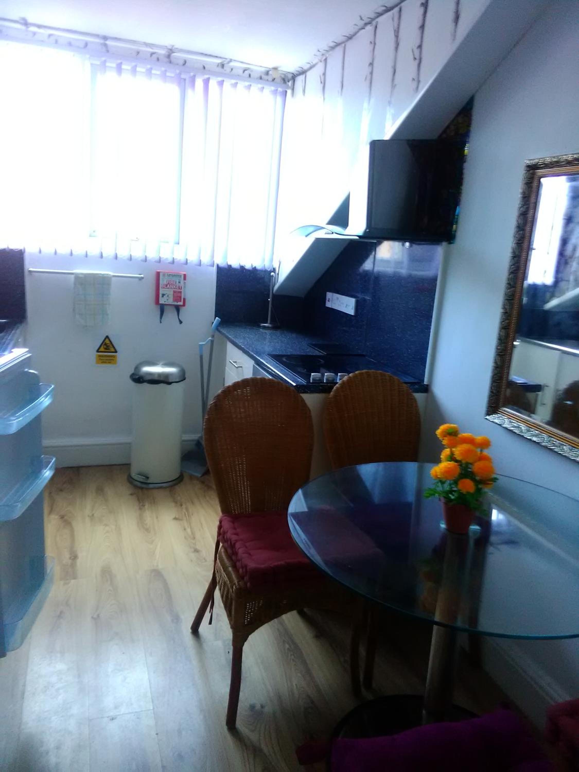 K.k's North Station Self catering holiday apartments