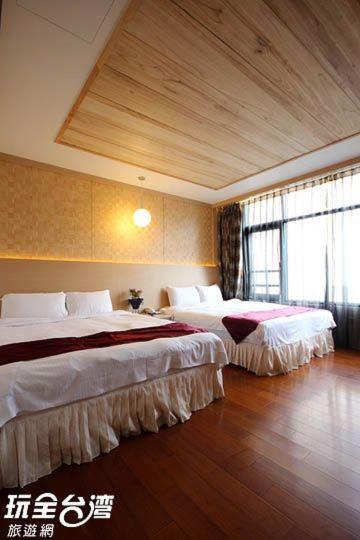 Shuian Lakeside Hotel