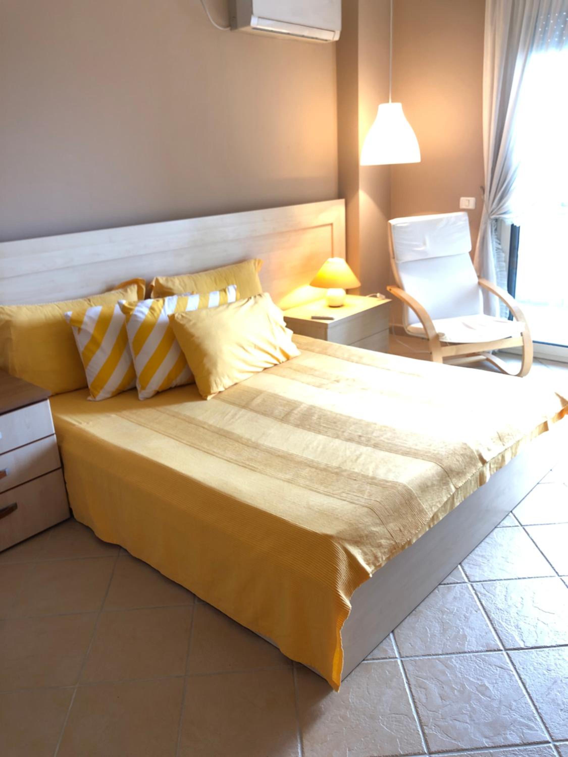 Beach View! Seaside Apartment