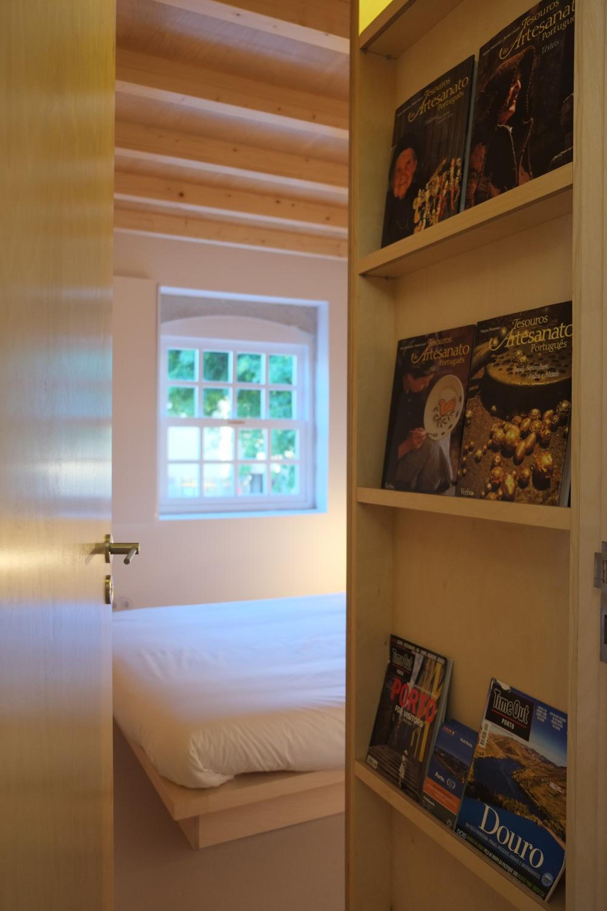 Porto Serralves Designing Apartment view 4