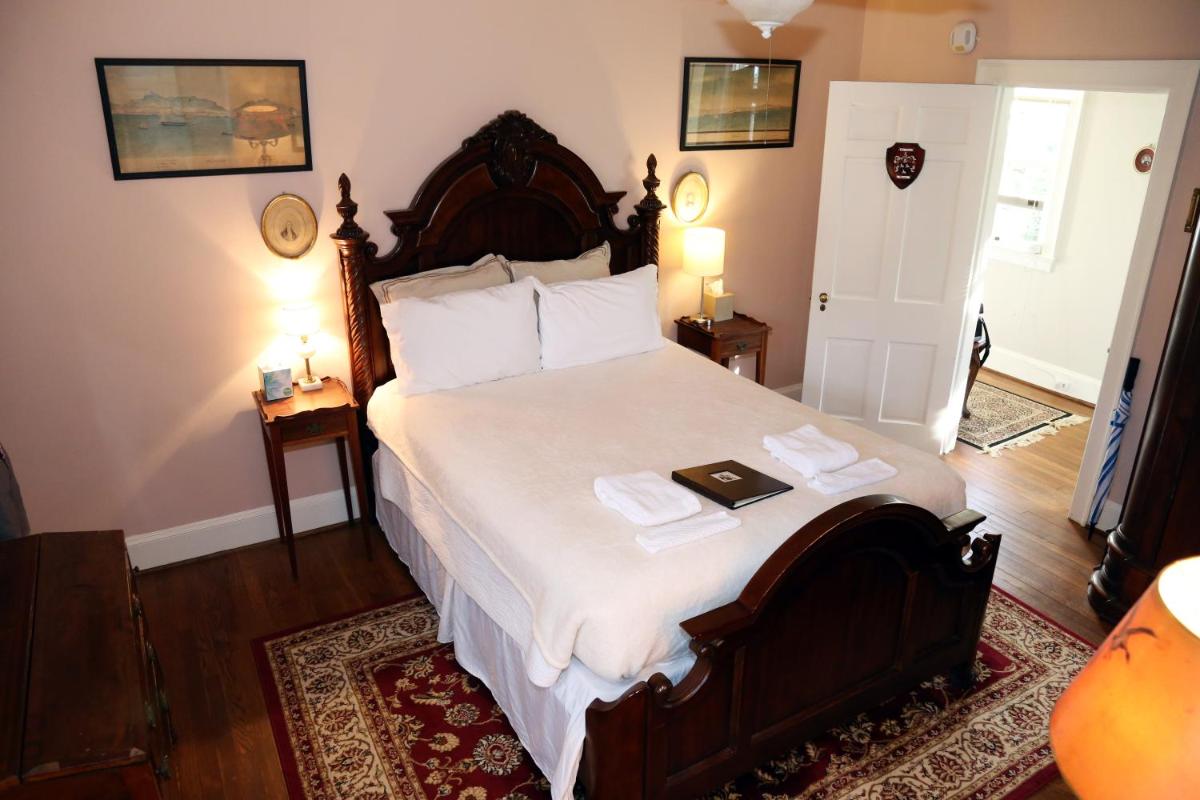 Chilton House Suites