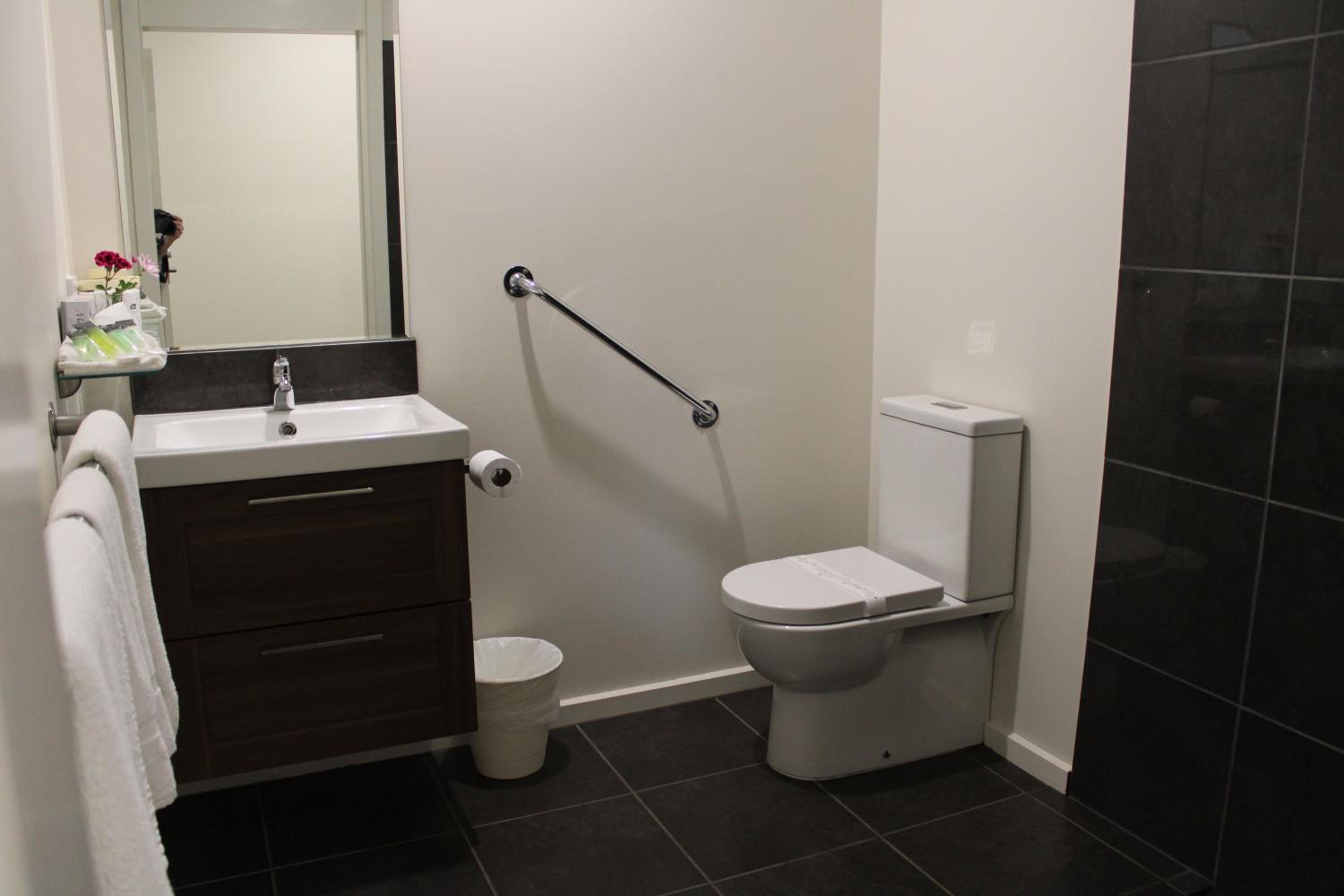 Photo 16