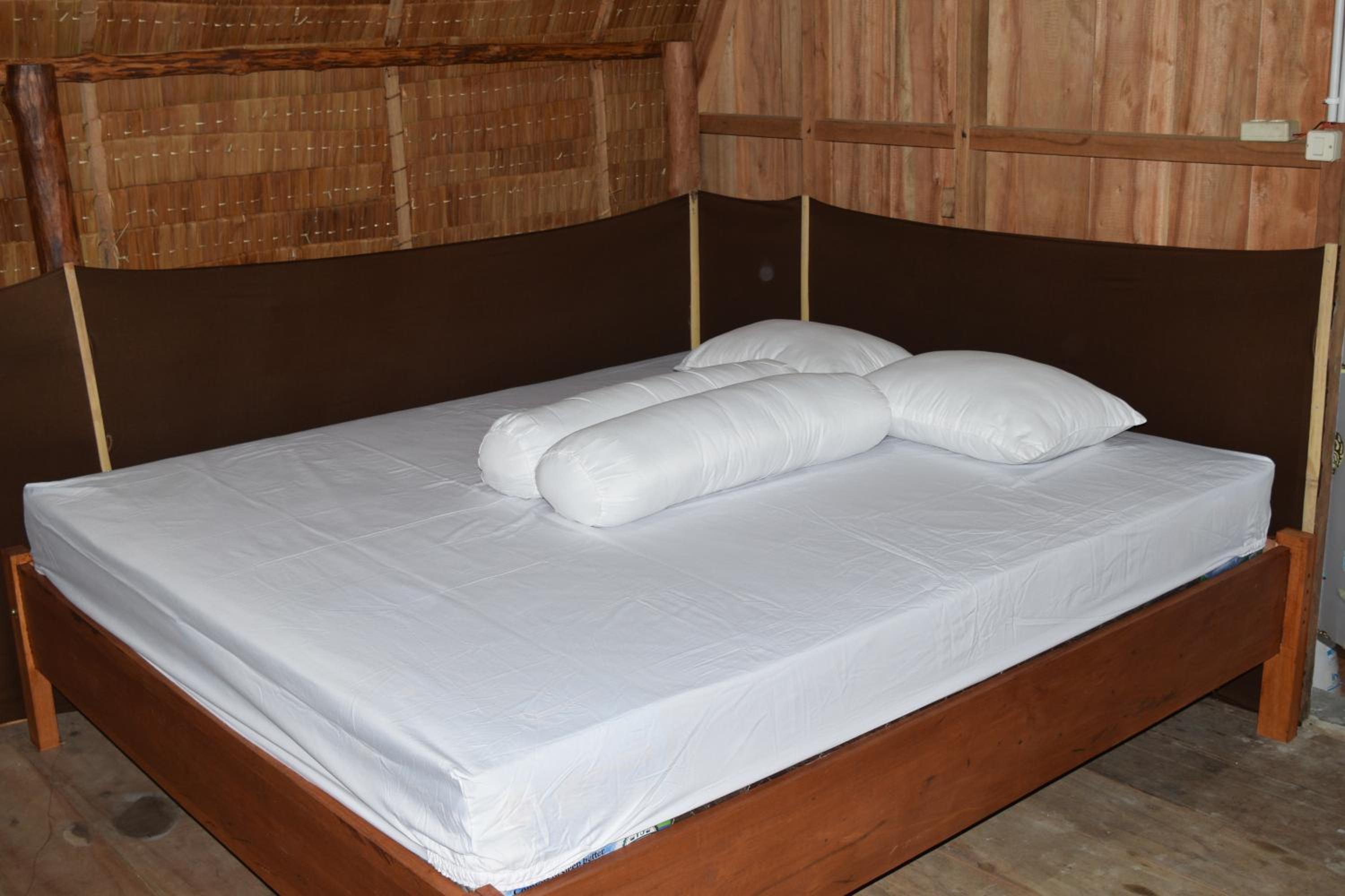 Tanjung Kalemo Resort