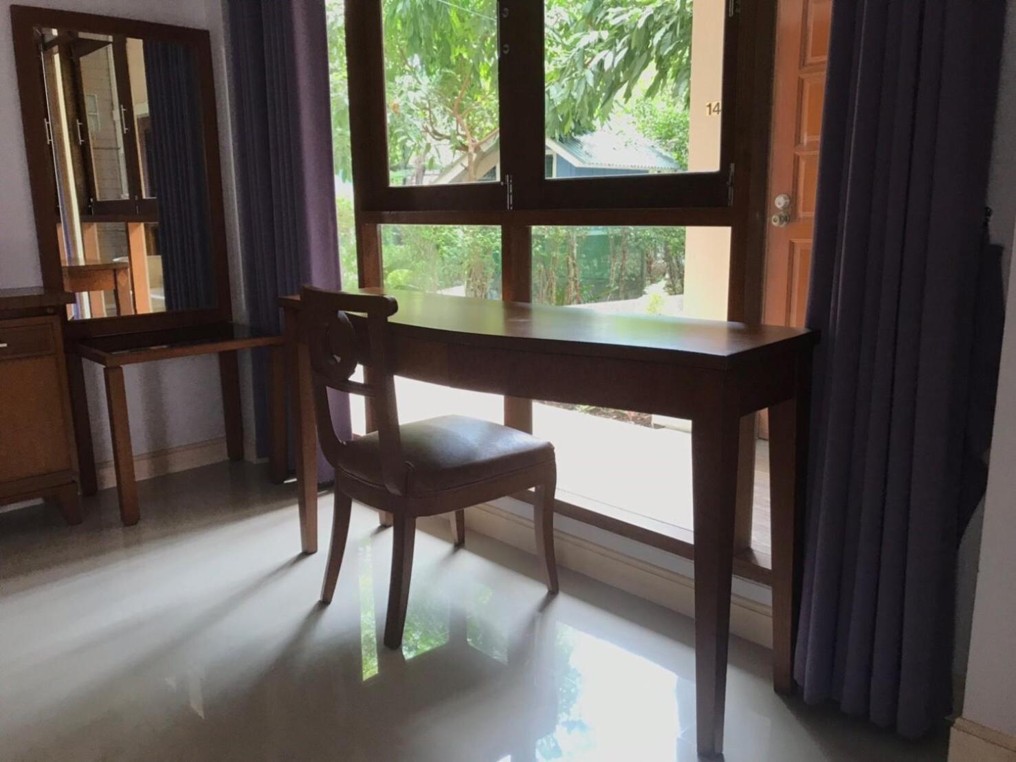 Damnoen Care Resort