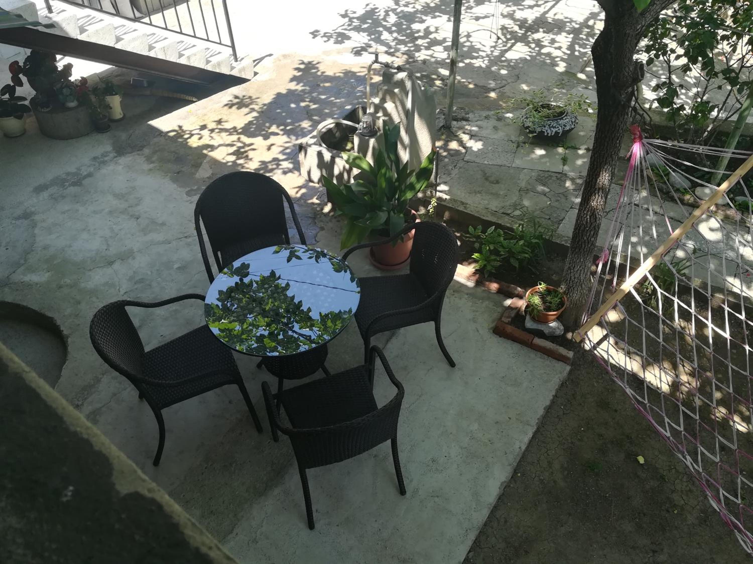 Tbilisi guesthouse Nini view 2
