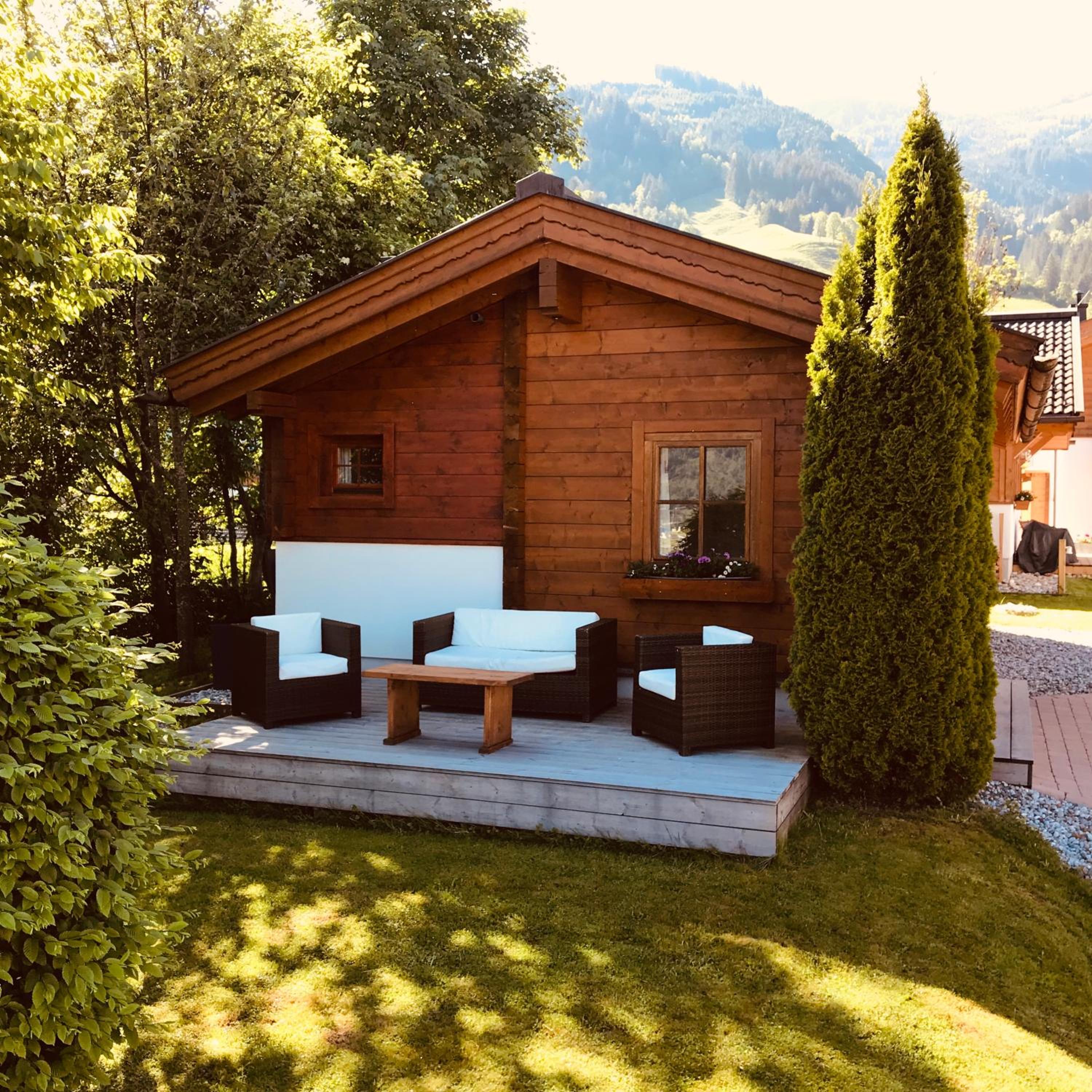 Dorfchalets & Apartments - in Kaprun centre including FREE entry Tauern Spa and Summer Card
