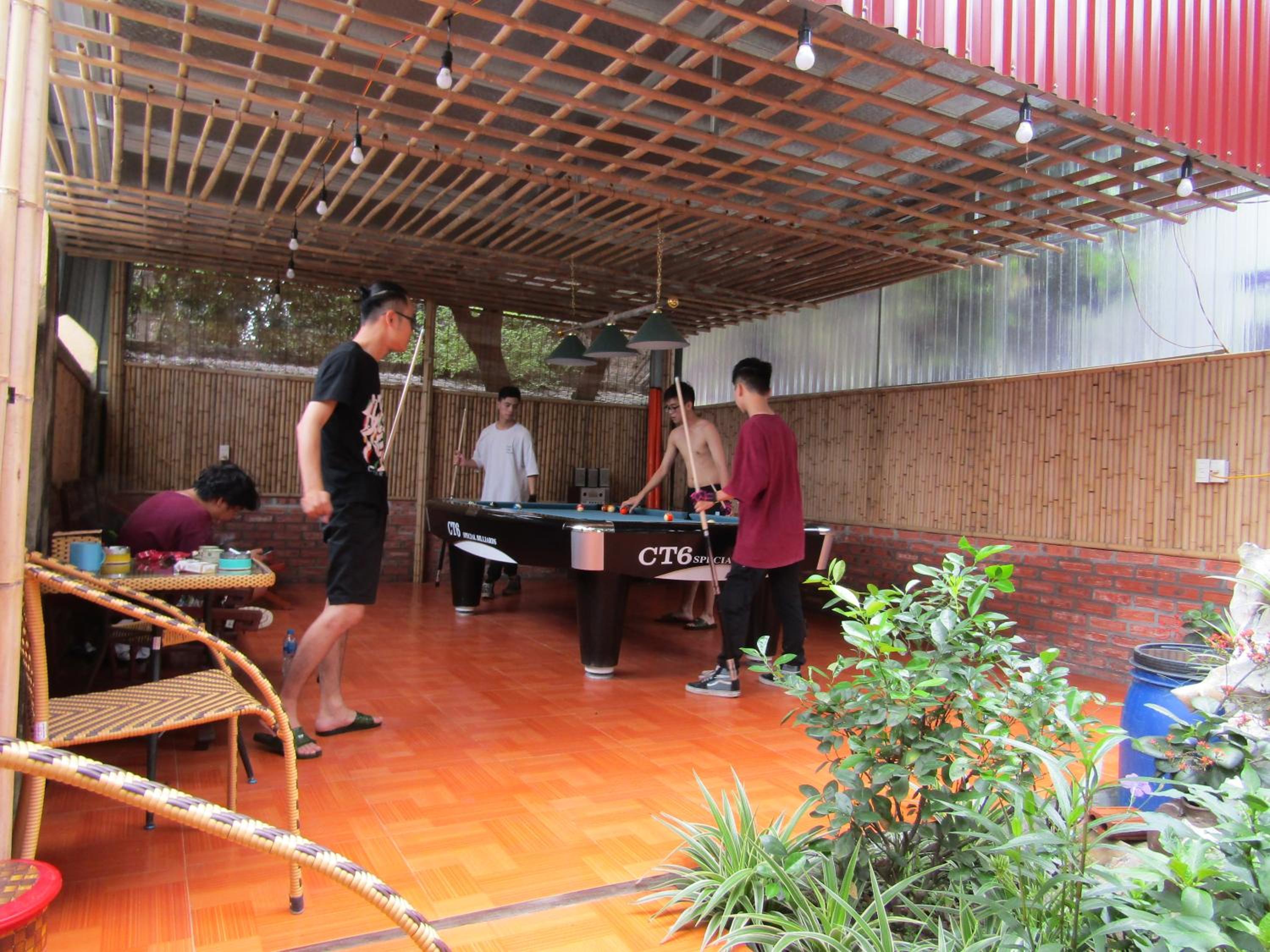 Ninh Binh Mountain Side Homestay & Cafe