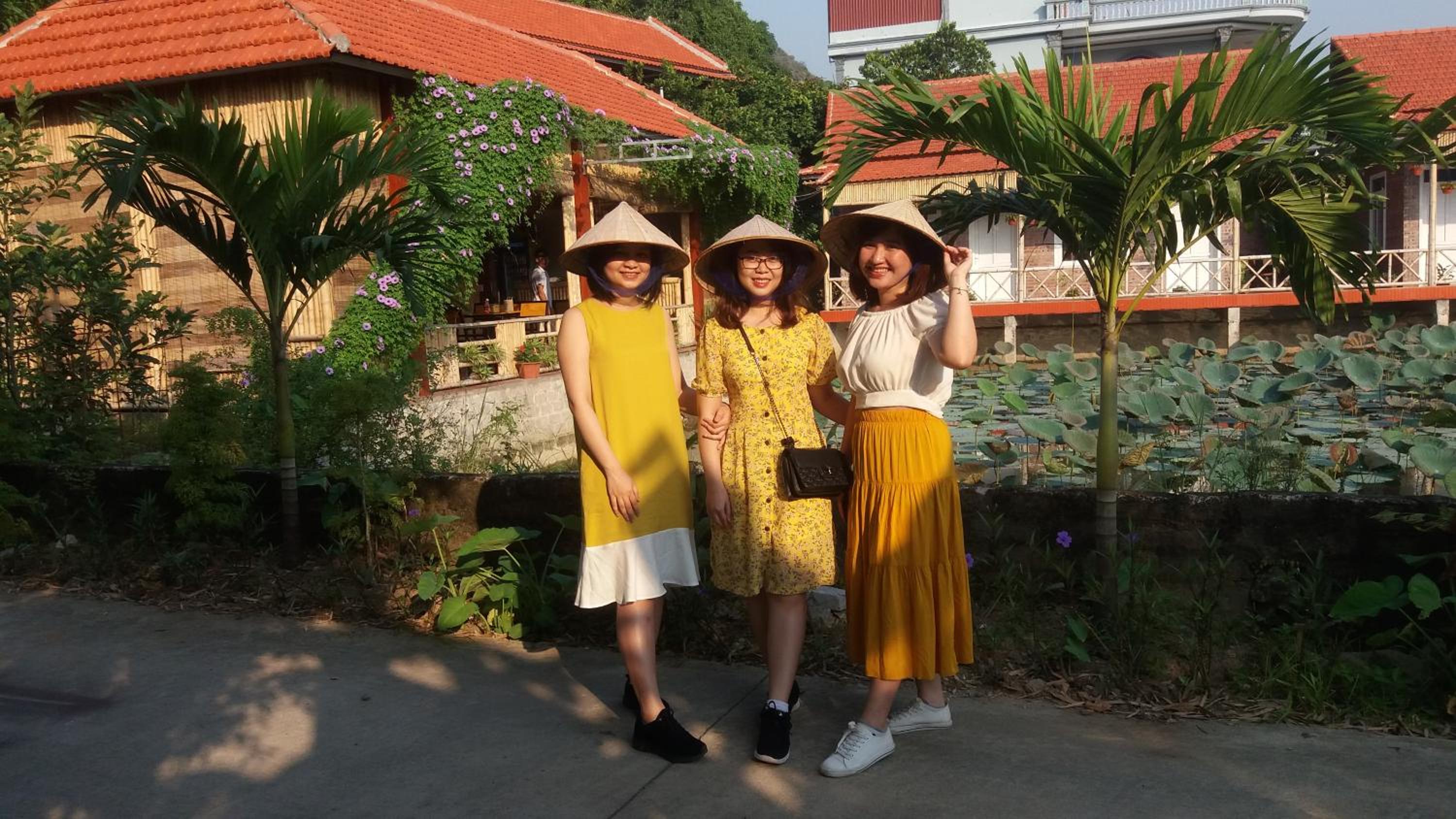 Ninh Binh Mountain Side Homestay & Cafe
