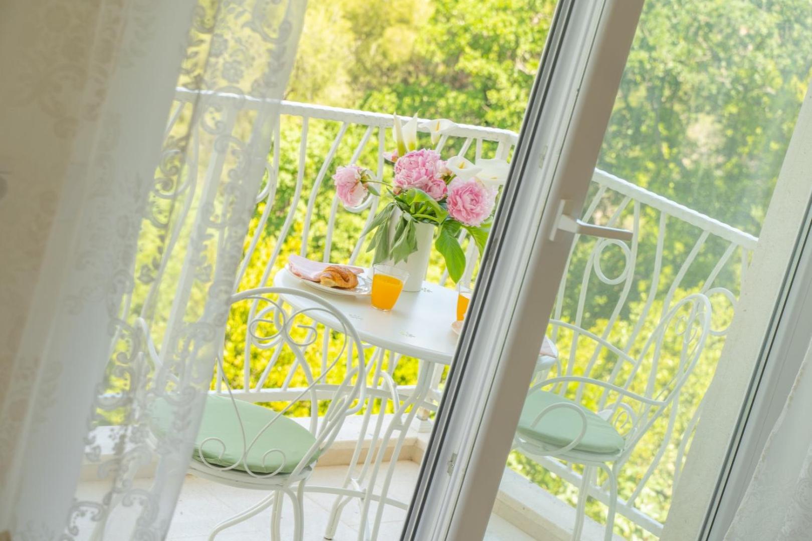 Hotel Mary Ann Apartment 2 - Image 1