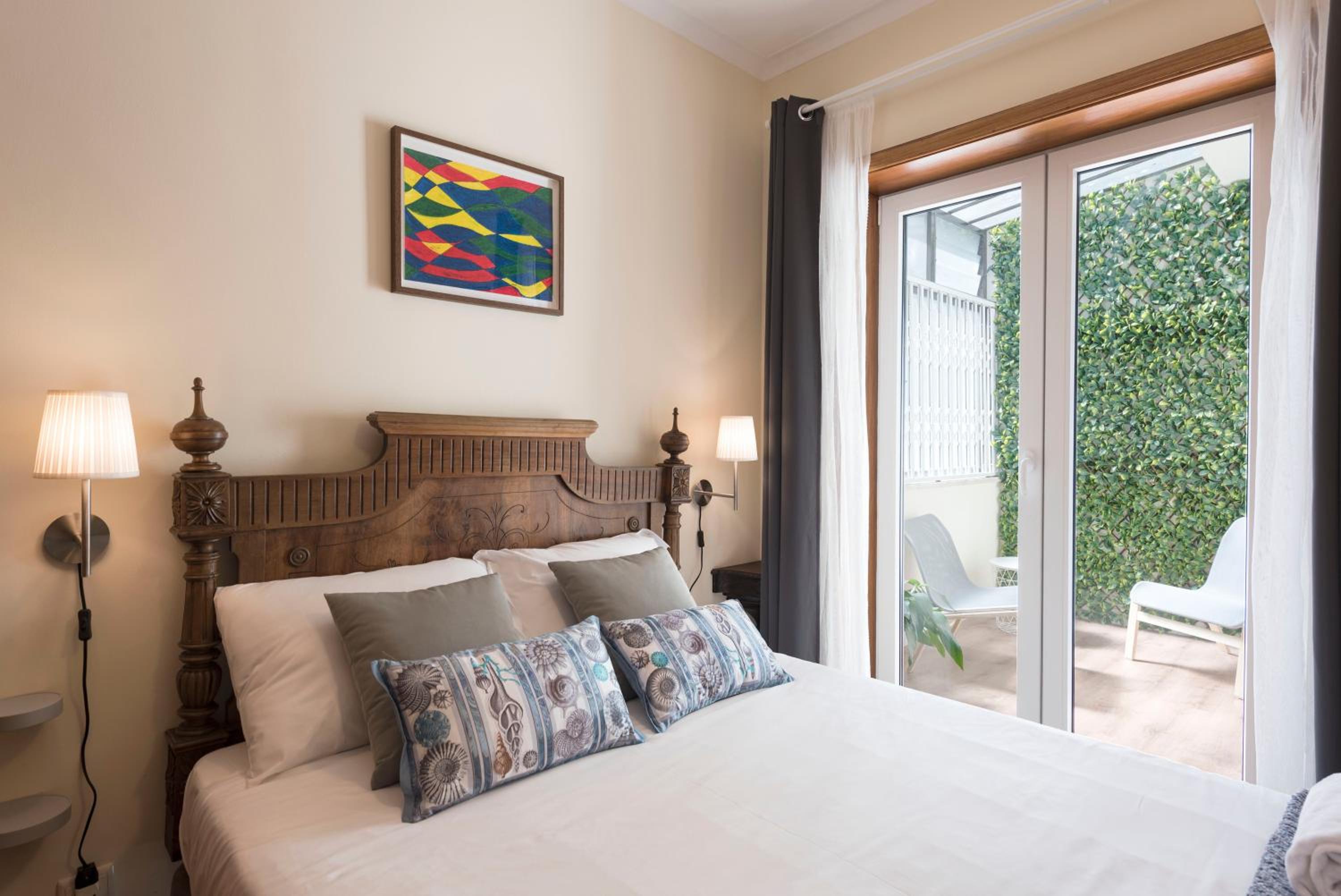 LovelyStay - Heritage Collection House with 4Bedrooms view 5