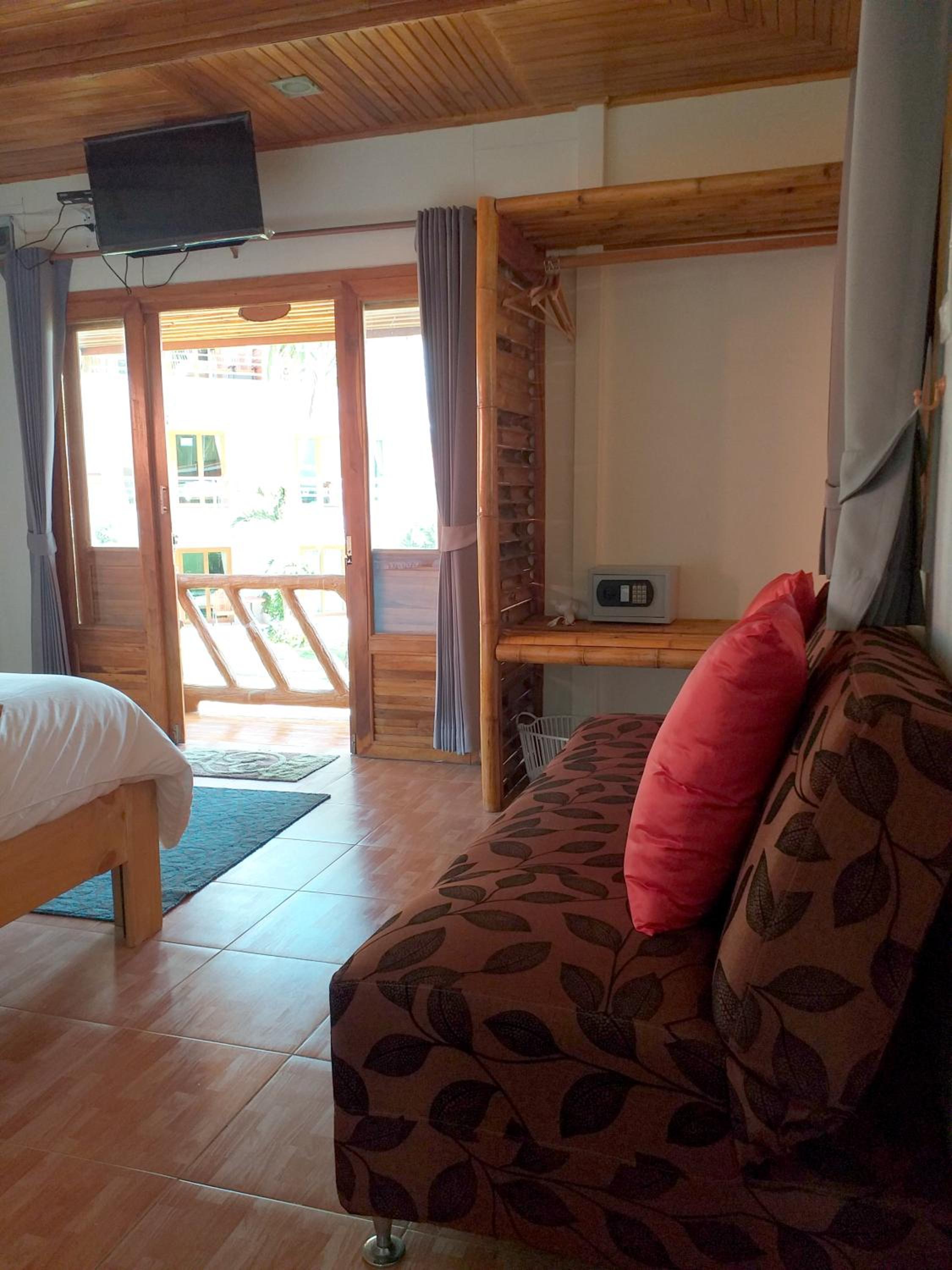 The Ford SunSet Beach Resort