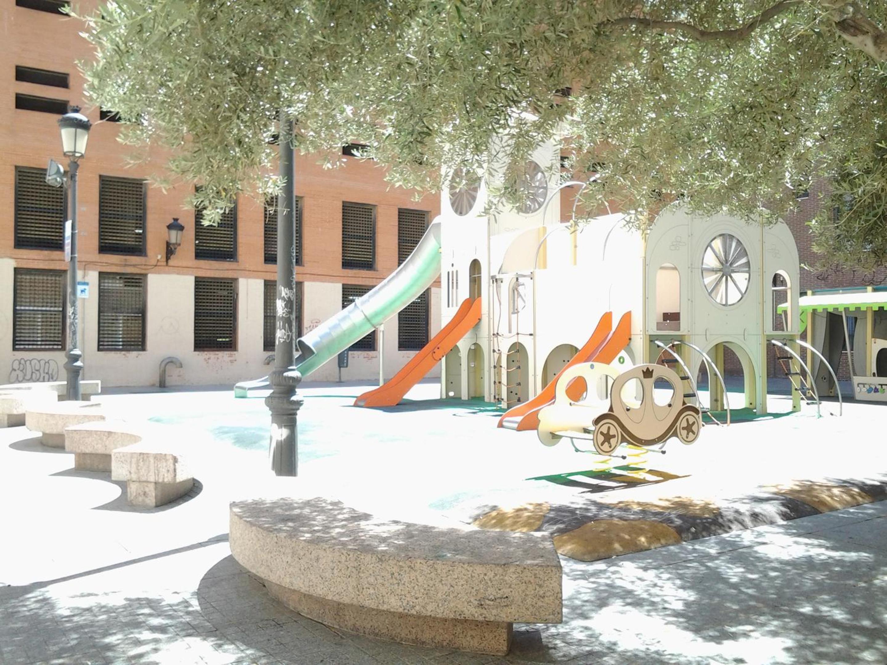 Apartamentos Málaga Centro Hernán Ruiz de 4 a 8 Personas