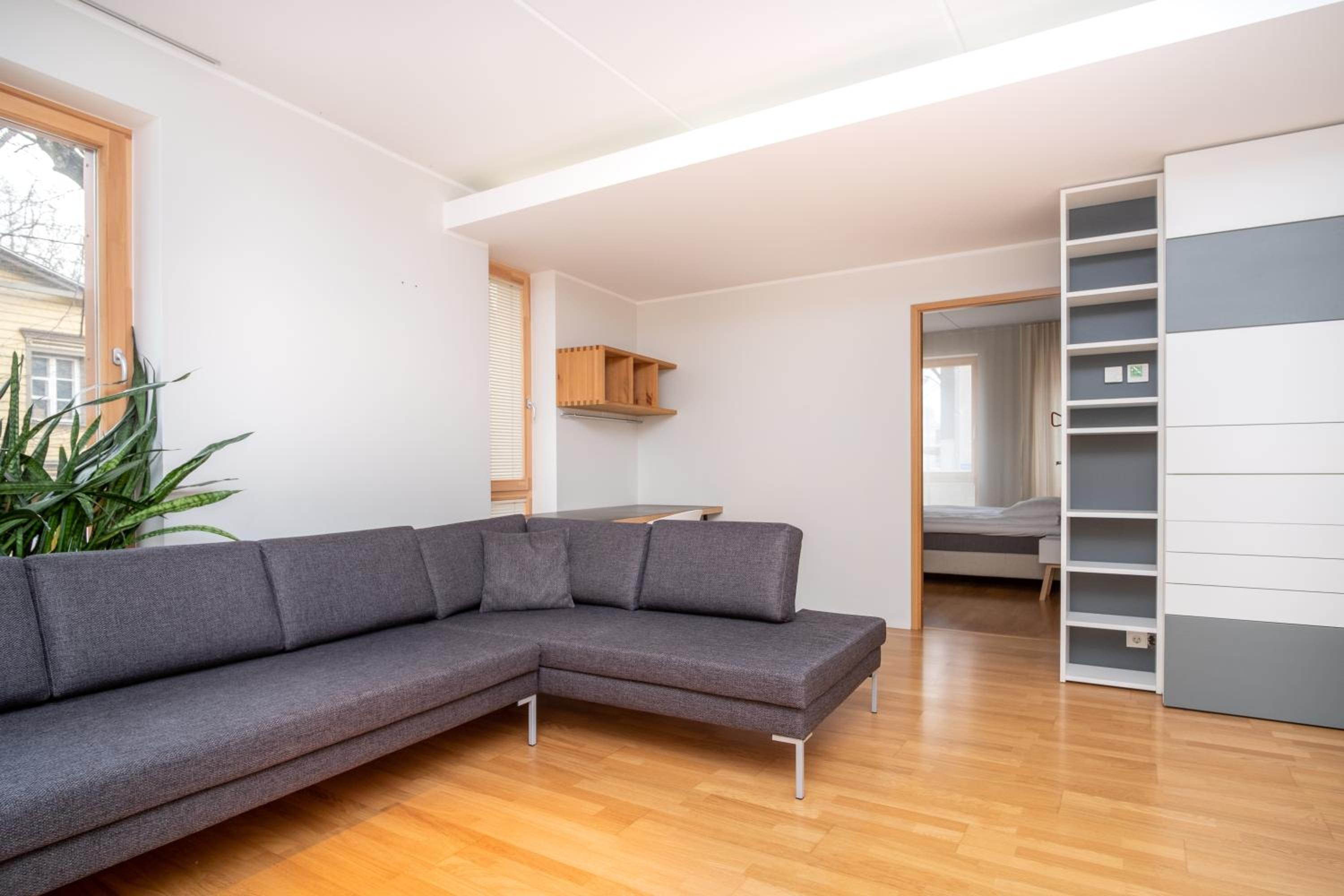 Dream Stay - Stylish Apartment near Old Town with Free Parking view 4