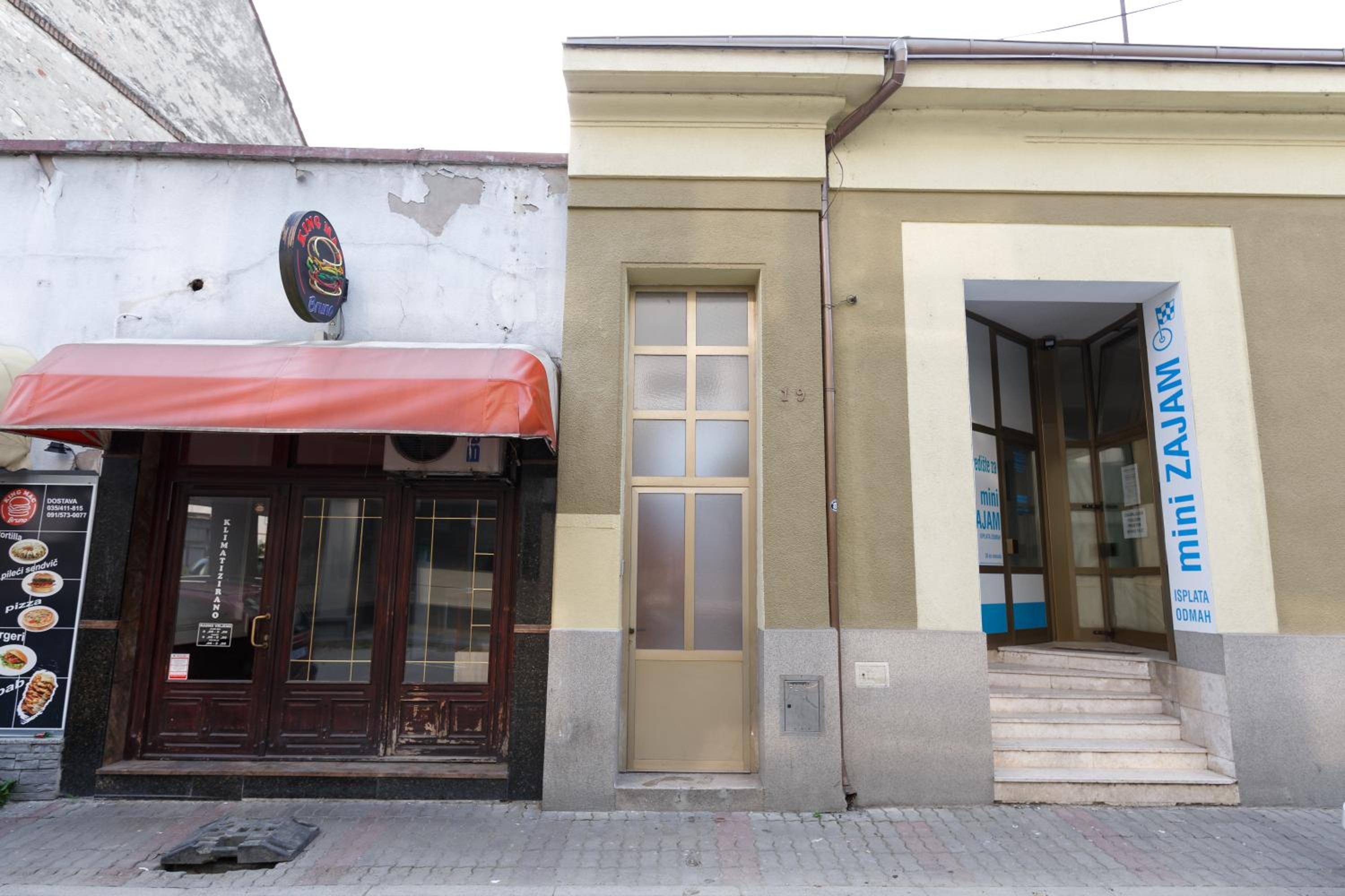 Hotel Apartman Royal - Image 1