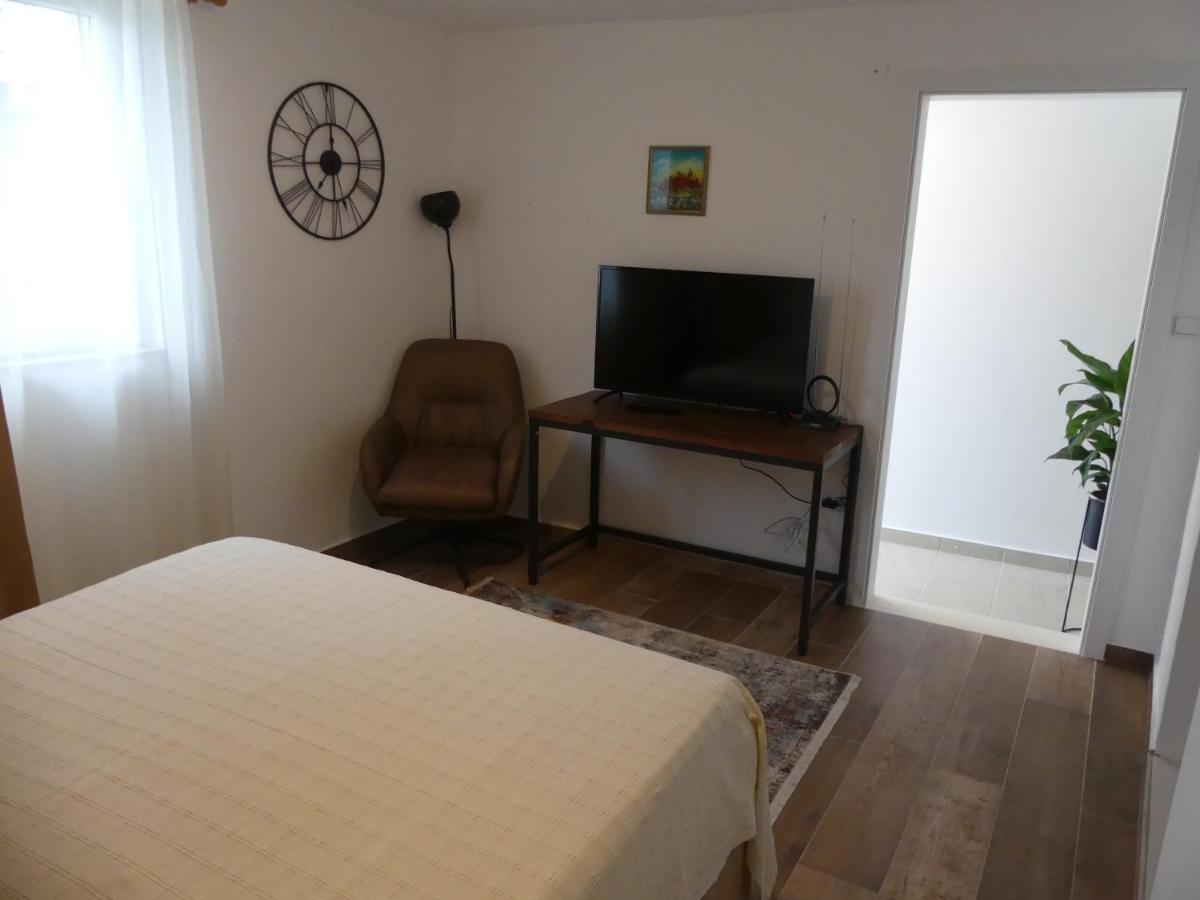 Madonna Guest House