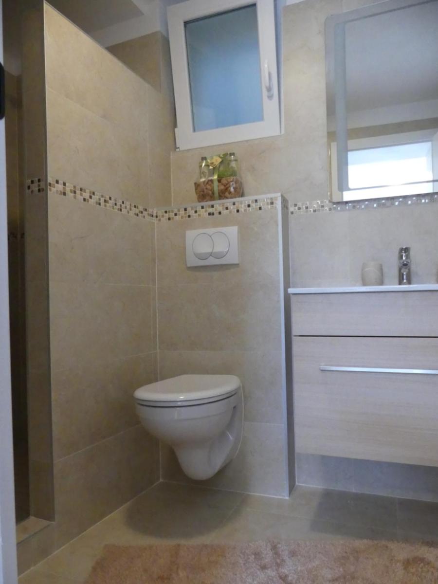 Madonna Guest House