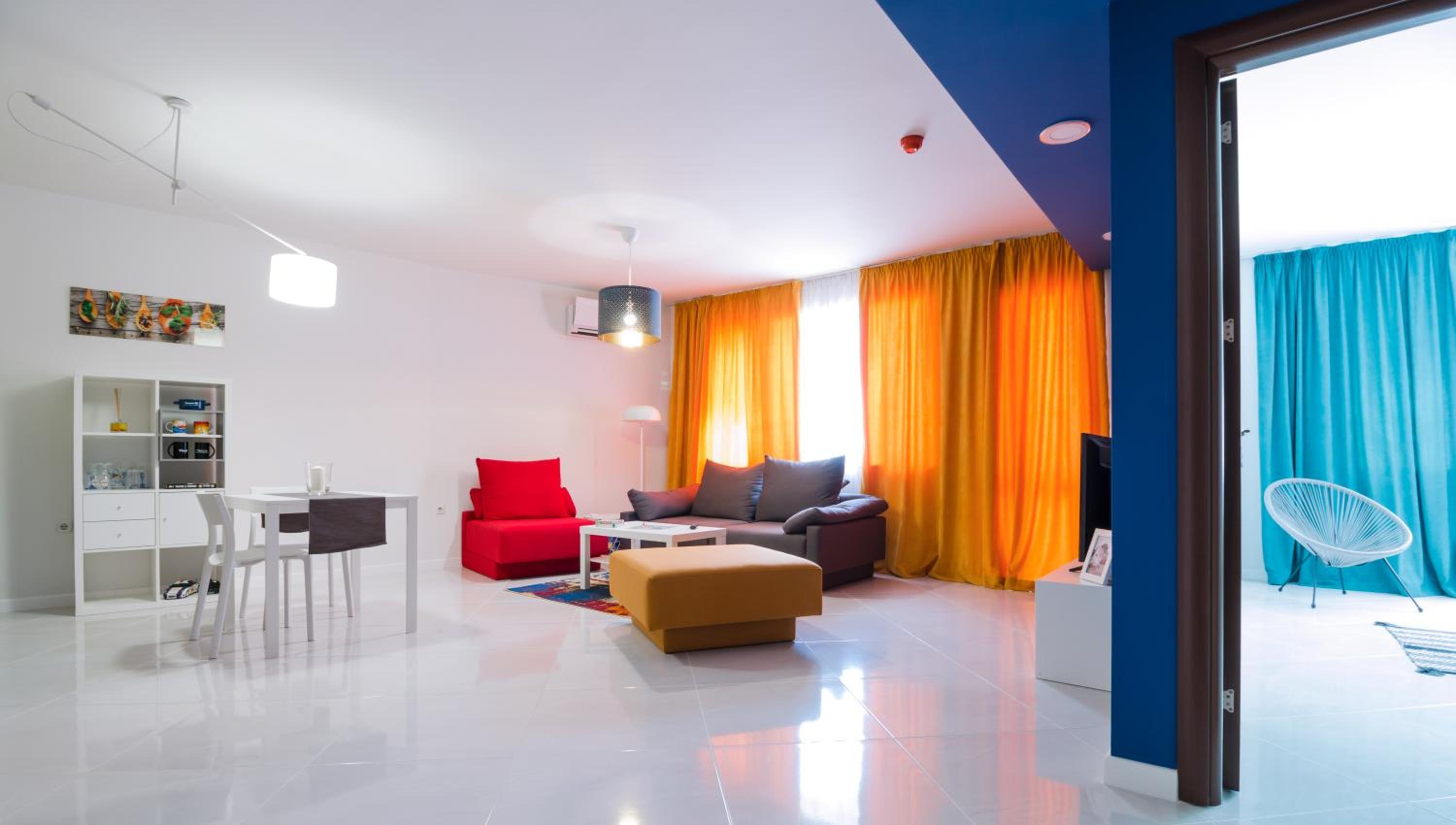 Pop your COLORS - Funky and Modern 1BDR Apt by Flat Mаnager view 2