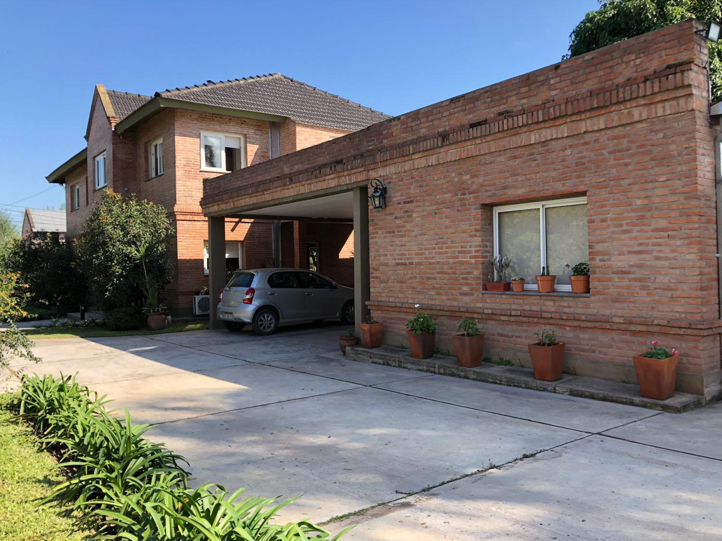 Hotel Departamento pie del cerro - Image 1