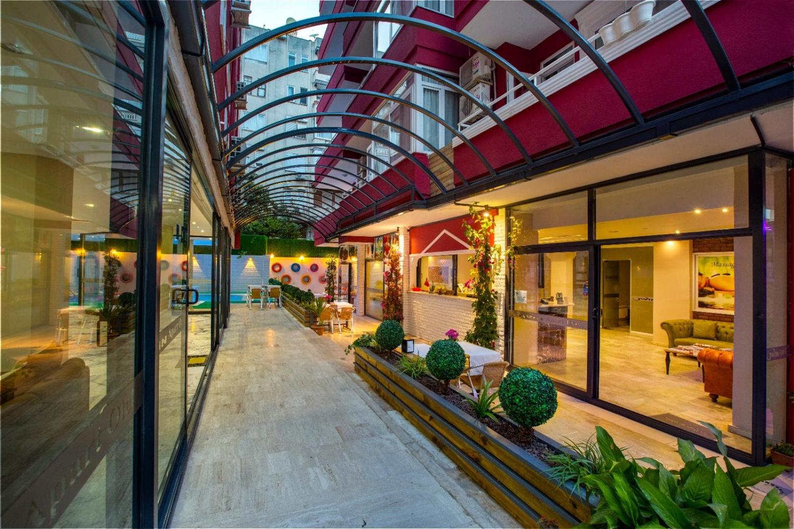 Twin Apart Hotel - Image 60