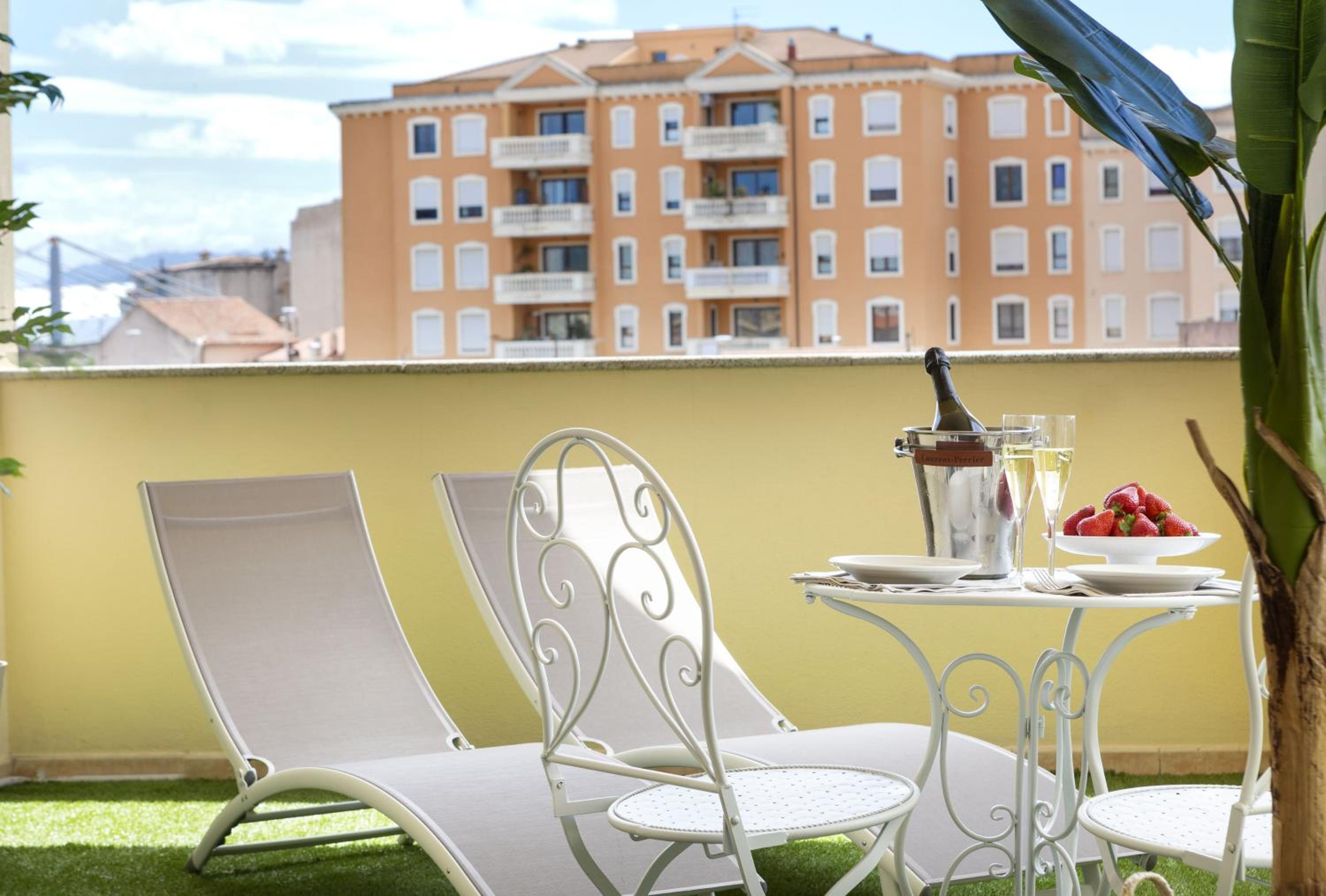 balance & terrace
