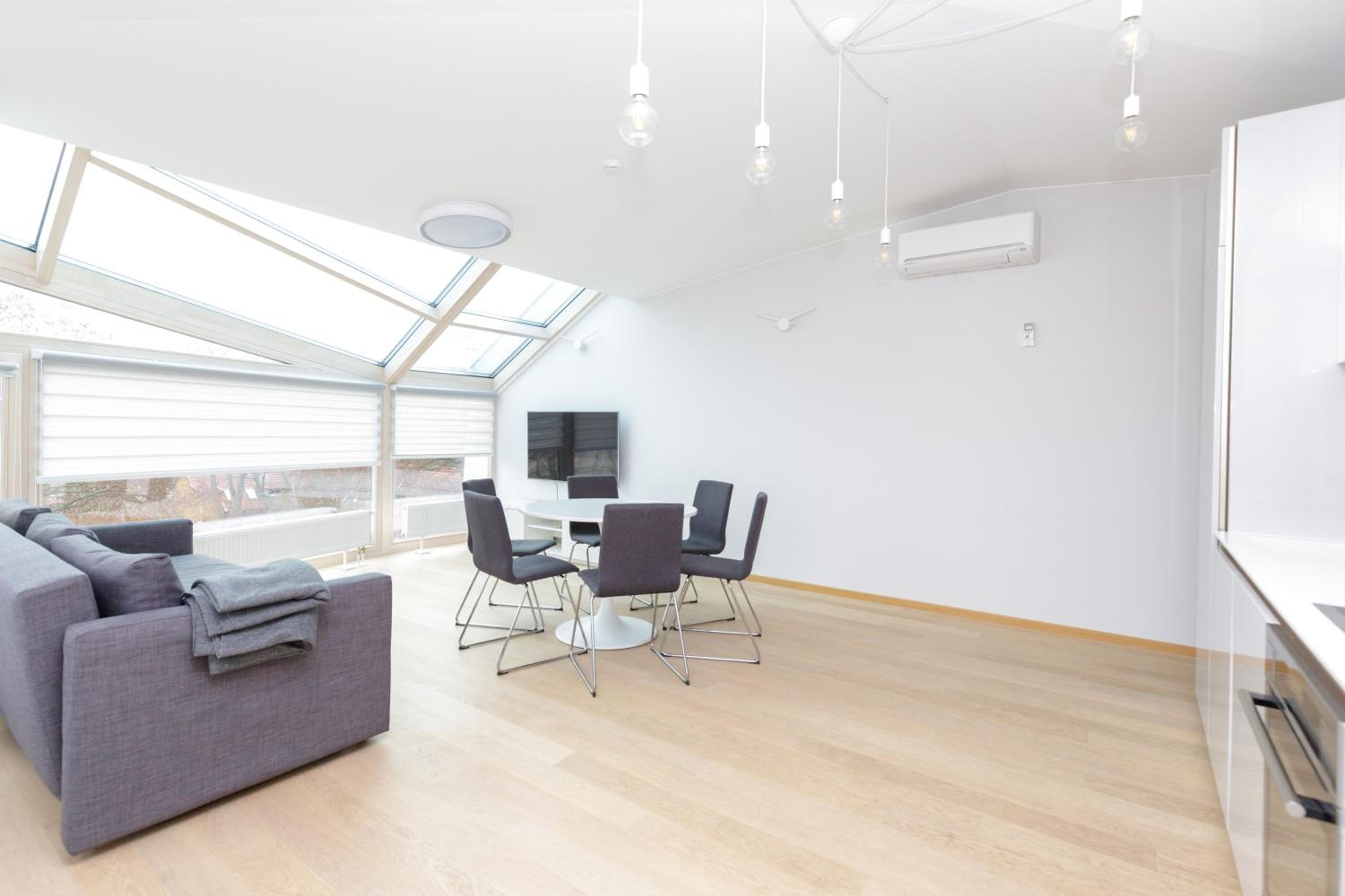 AMI Penthouse view 3