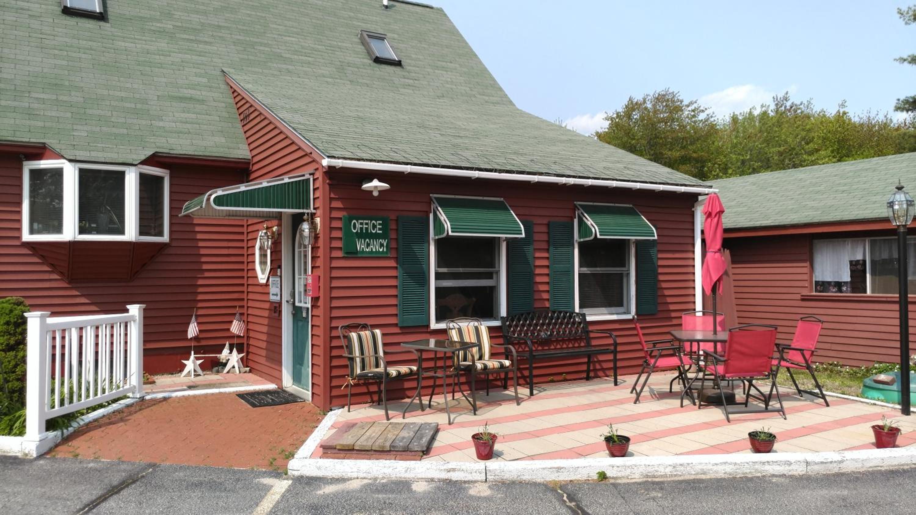 Midway Lodging - Property Image 12