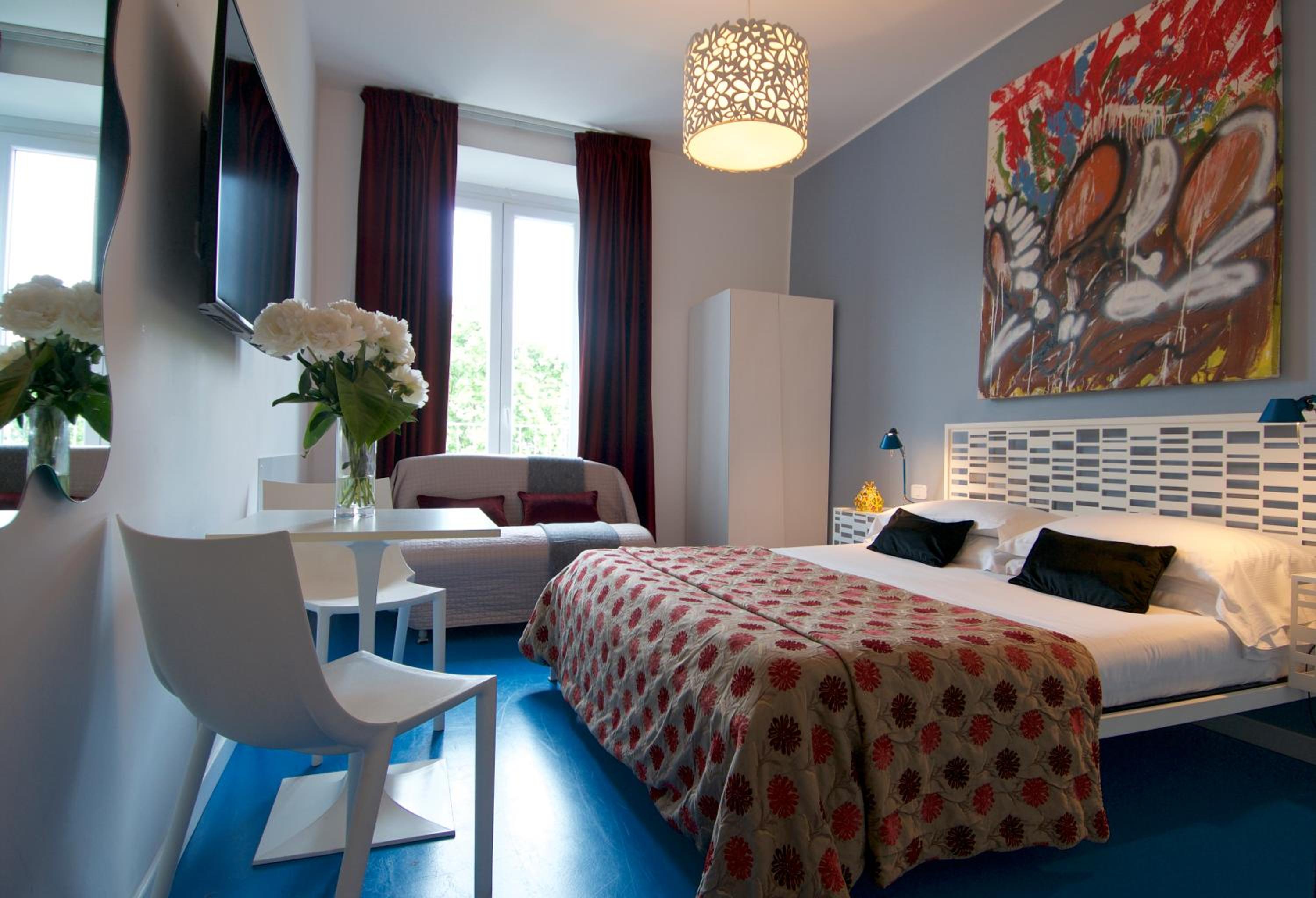 hotel room