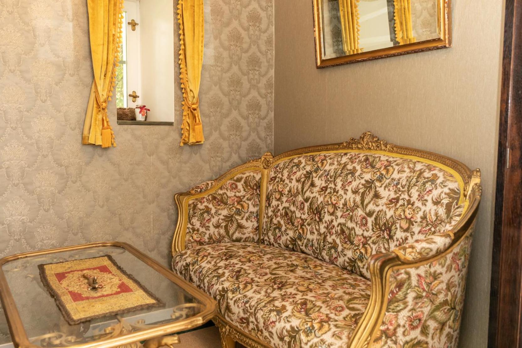 St. Terezie - Baroque Residence