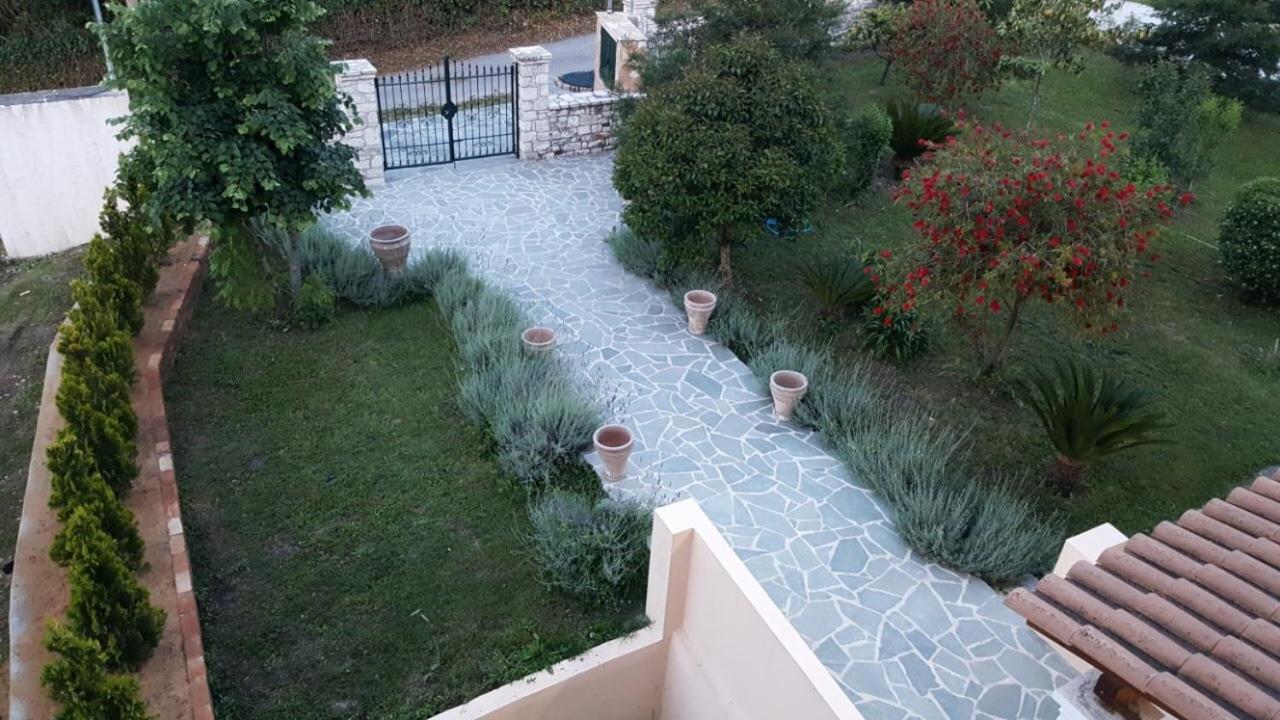 Photo 40