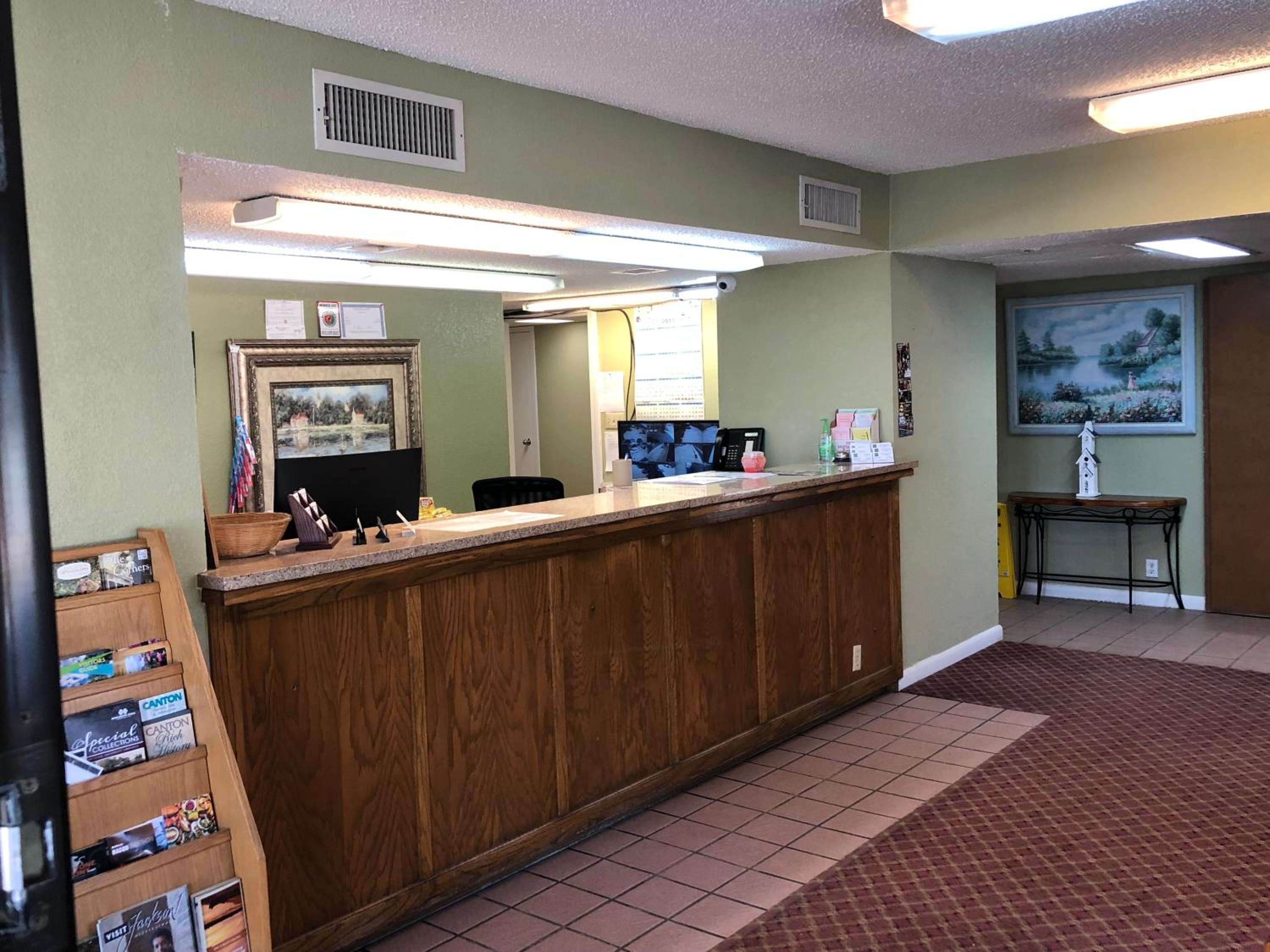 Delta Inn