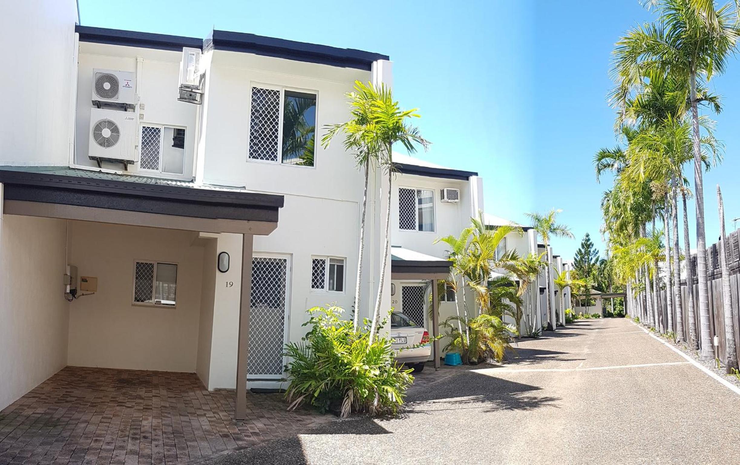 The Shores Holiday Apartments