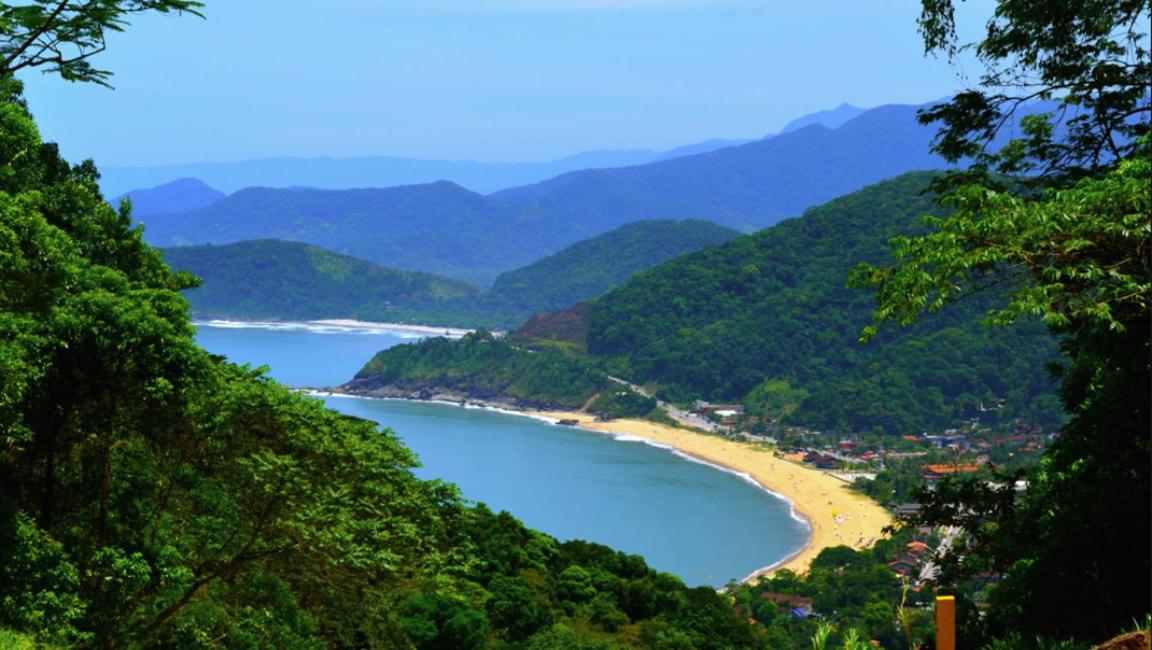 Condomínio frente ao mar
