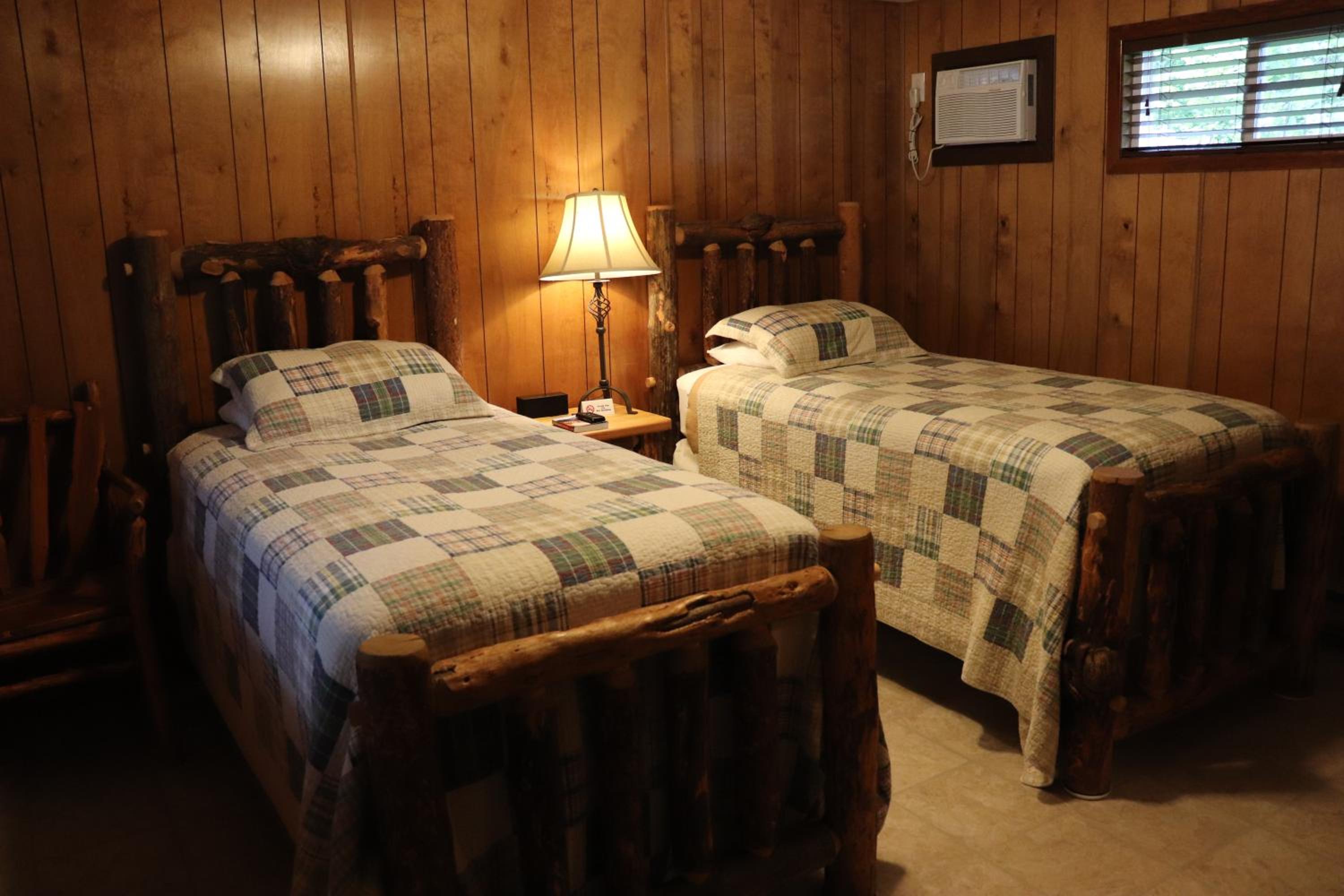 Lone Fir Resort