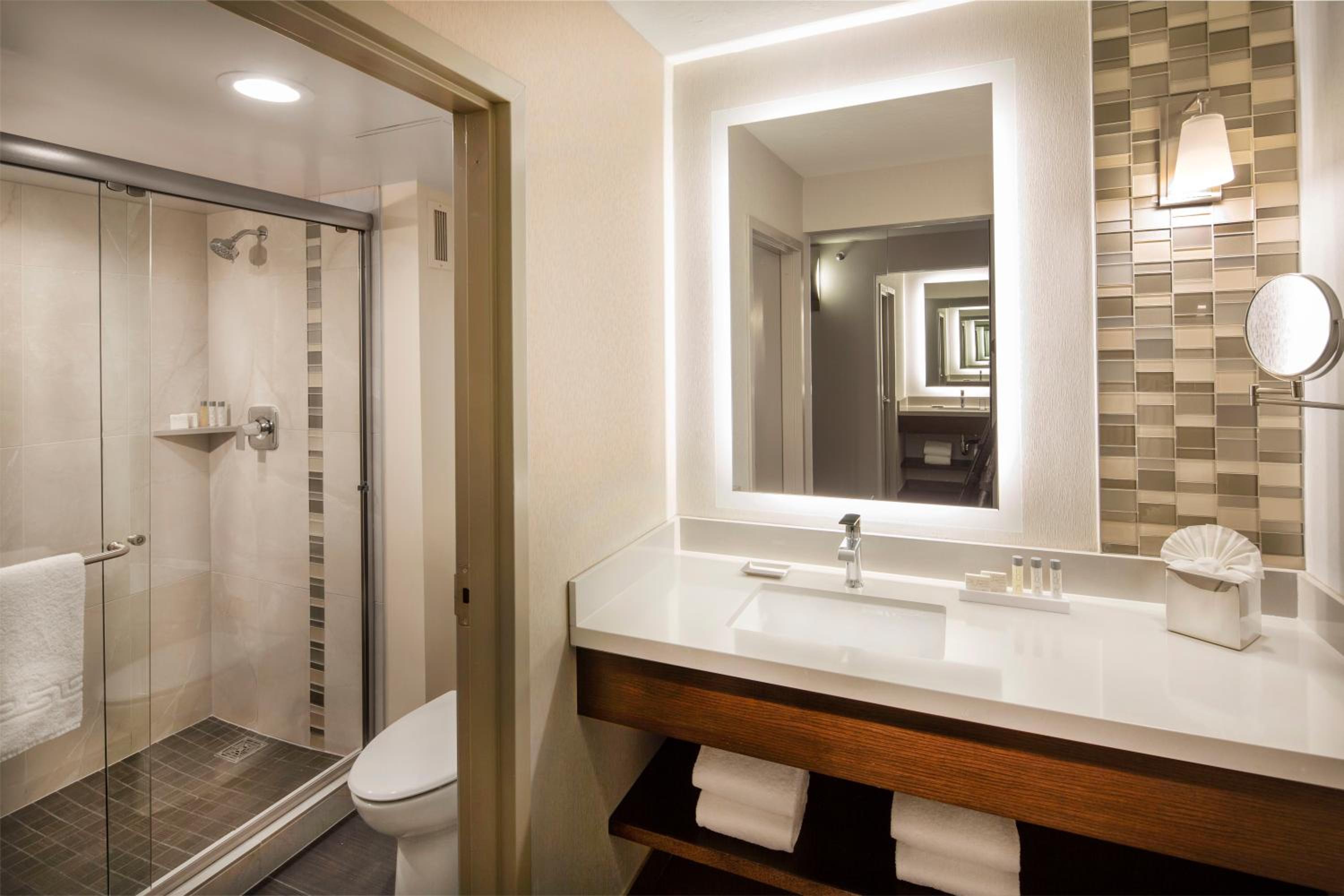 Reno Vacations - Silver Legacy Reno Resort Casino at THE ROW - Property Image 93