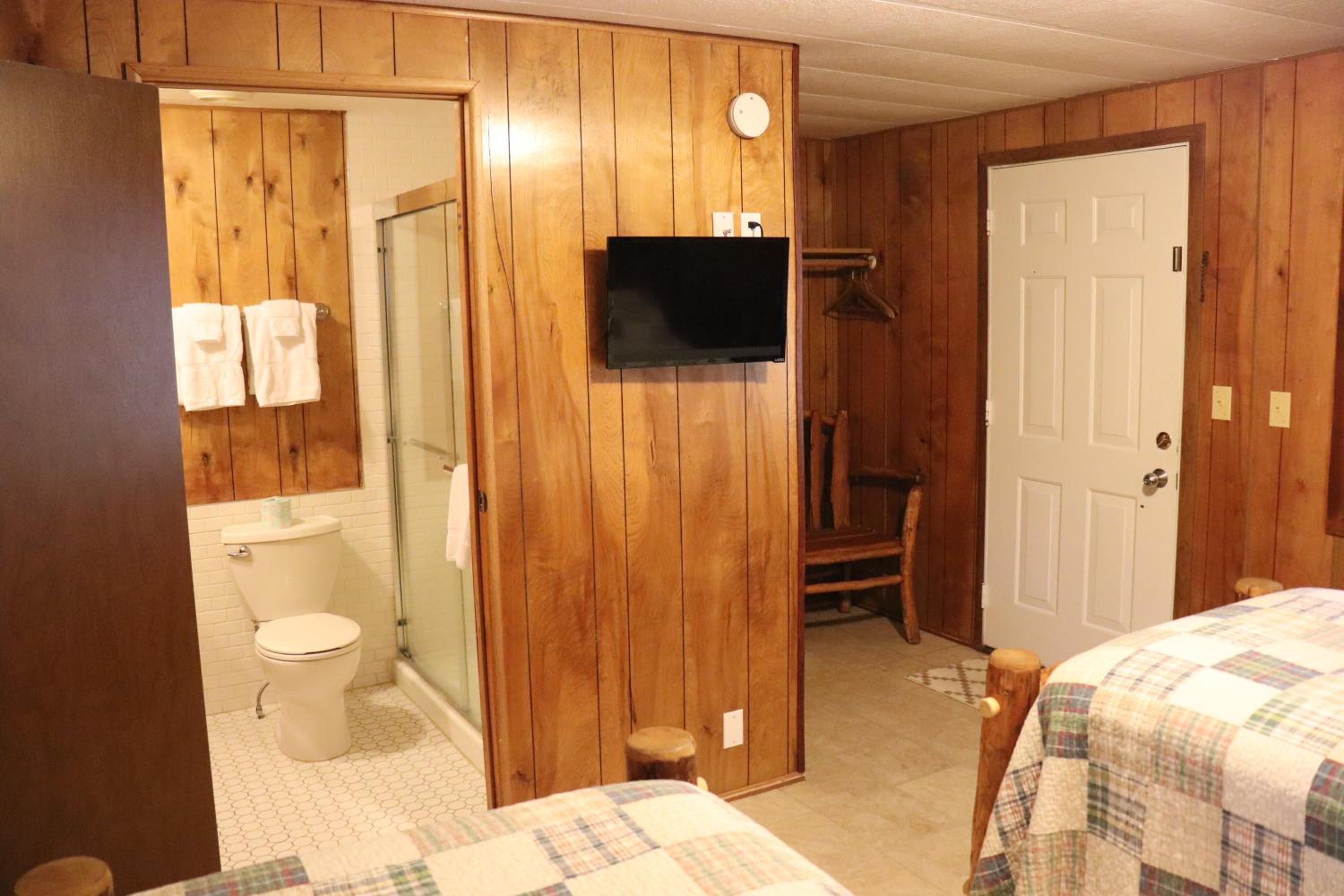 Lone Fir Resort