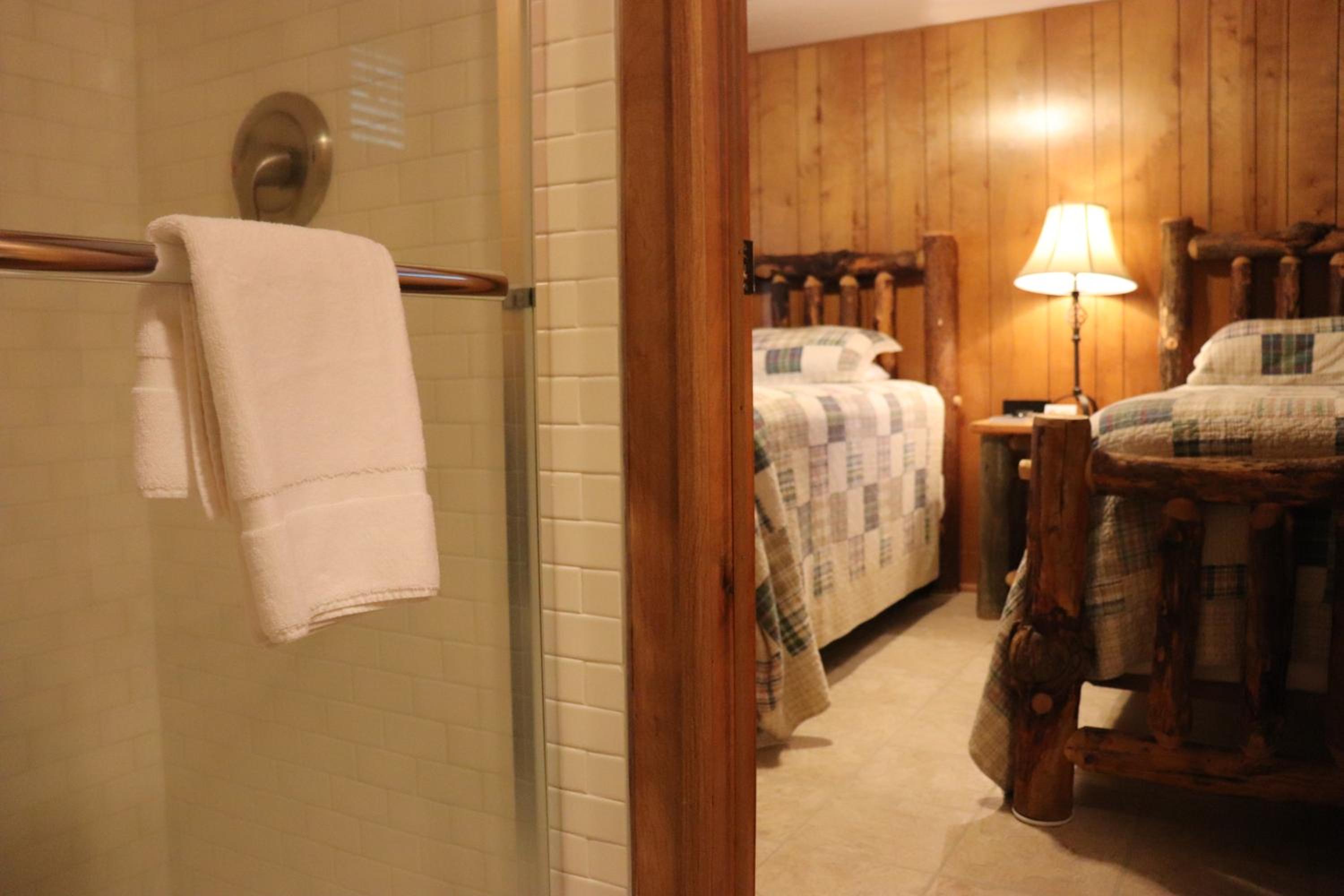 Lone Fir Resort