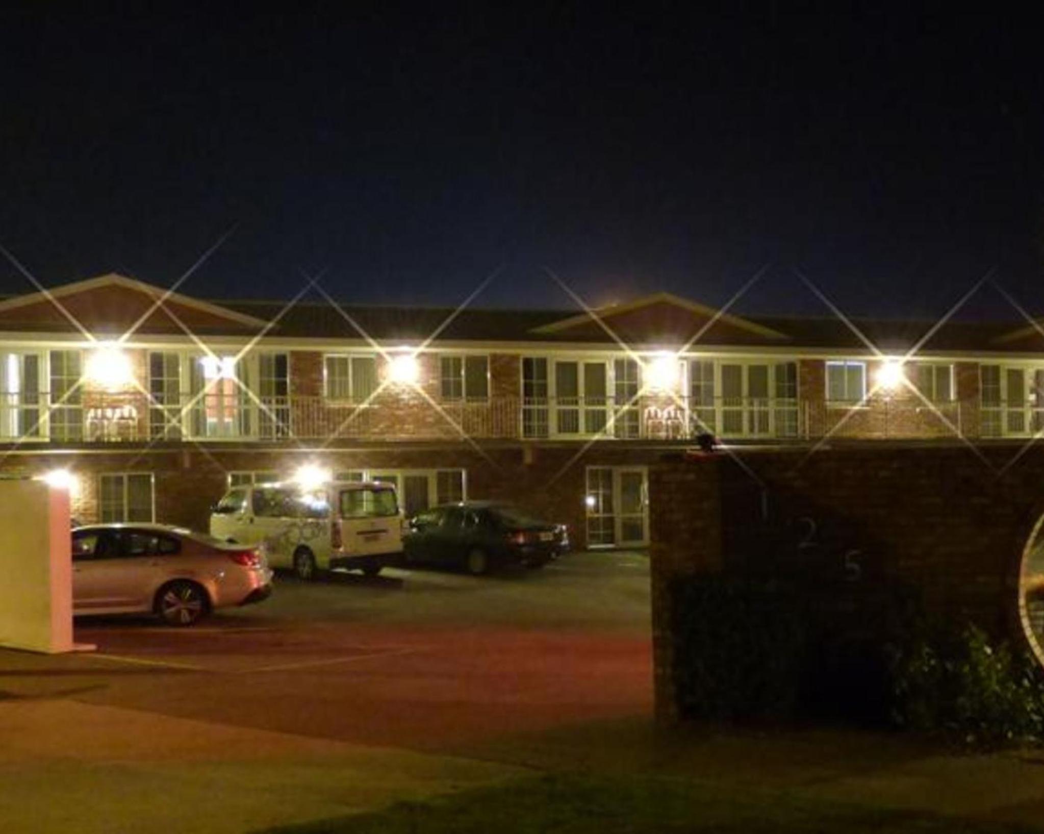 Alexandra Heights Motel