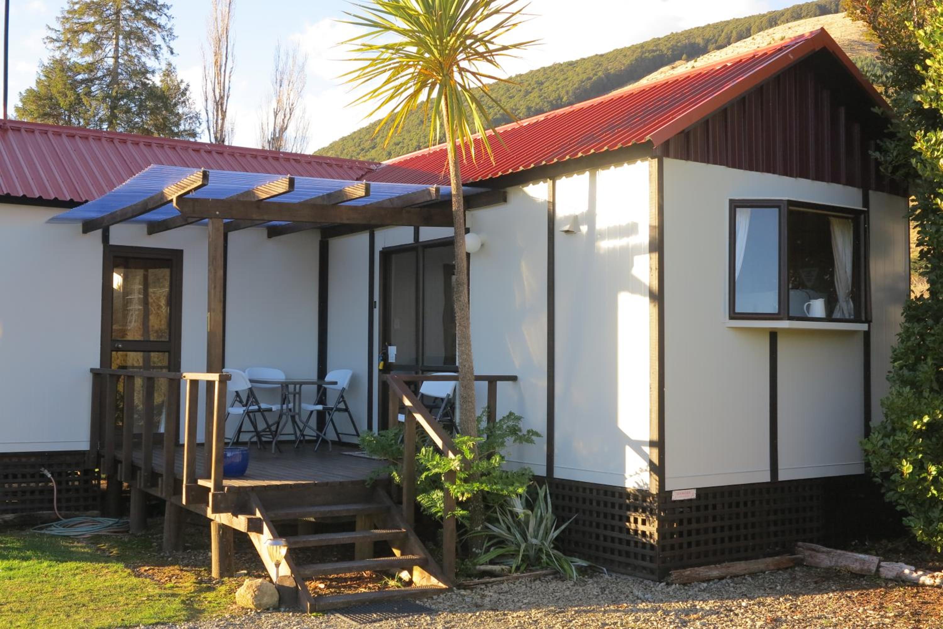 Tophouse Mountainview Cottages