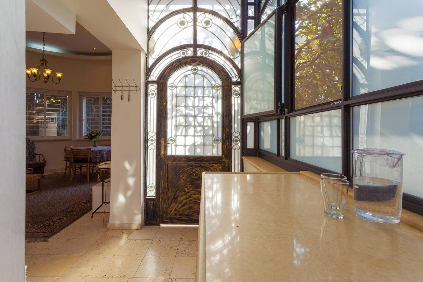 Colony Suites - Emek Refaim view 3