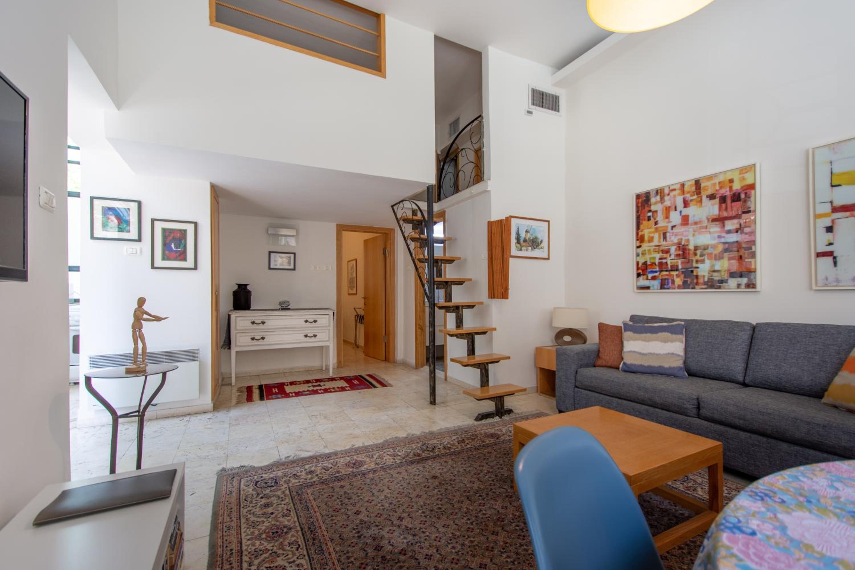 Colony Suites - Emek Refaim view 2