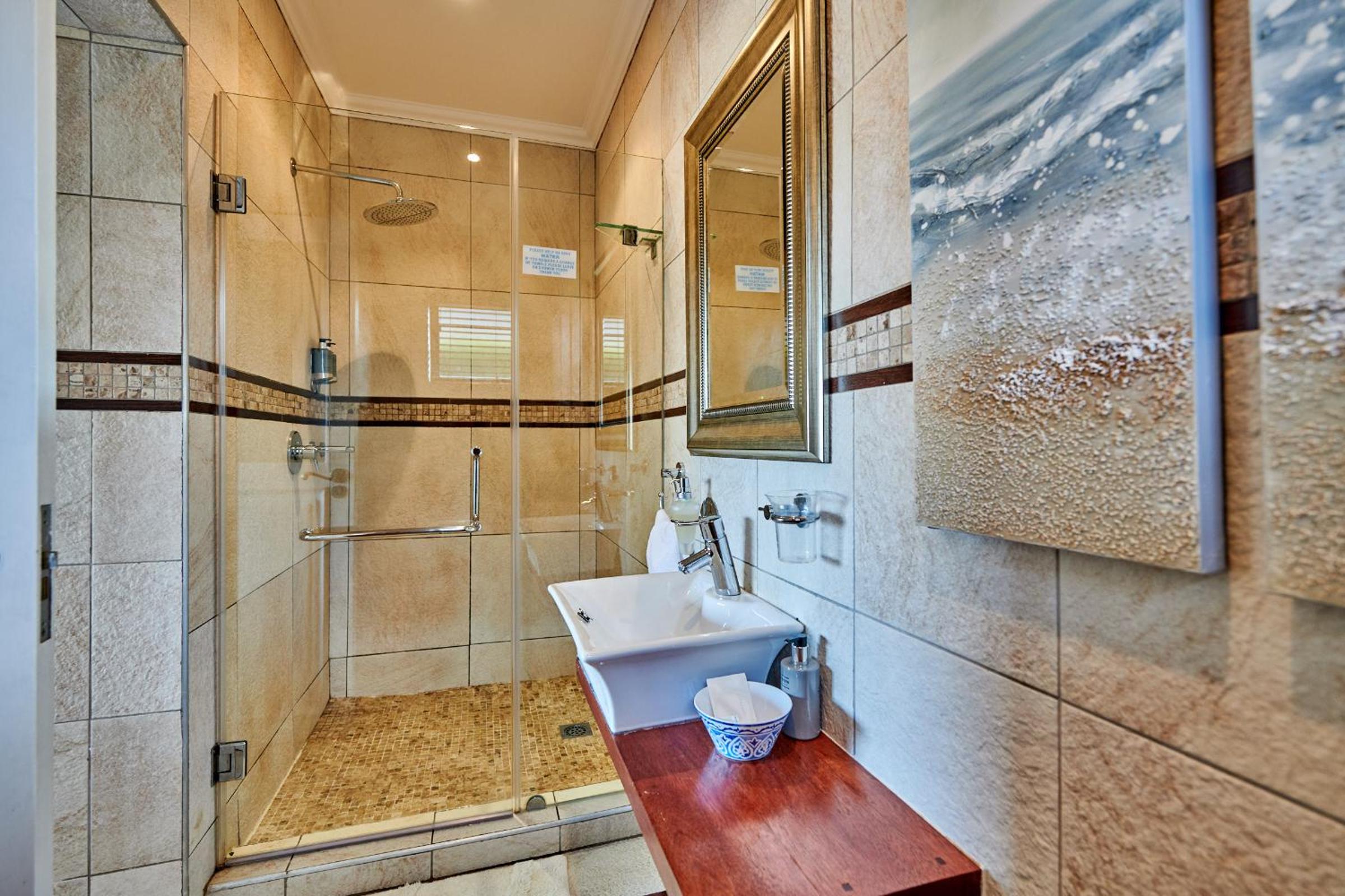 The Hamptons Guest House