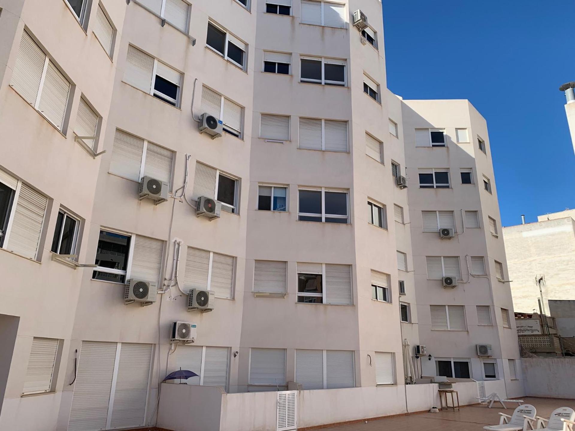 Apartment en Torrevieja — building