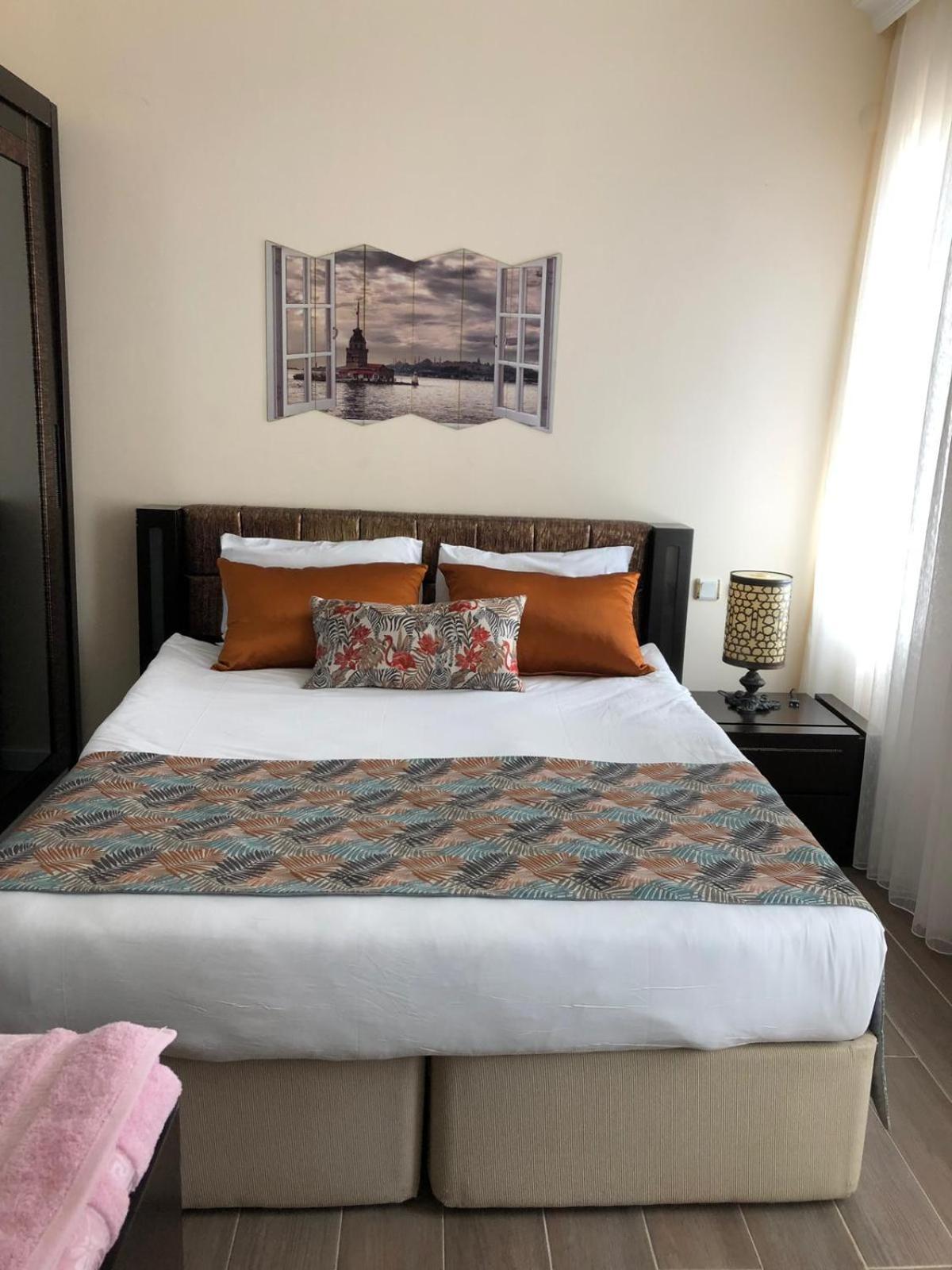 Lara Park Suites
