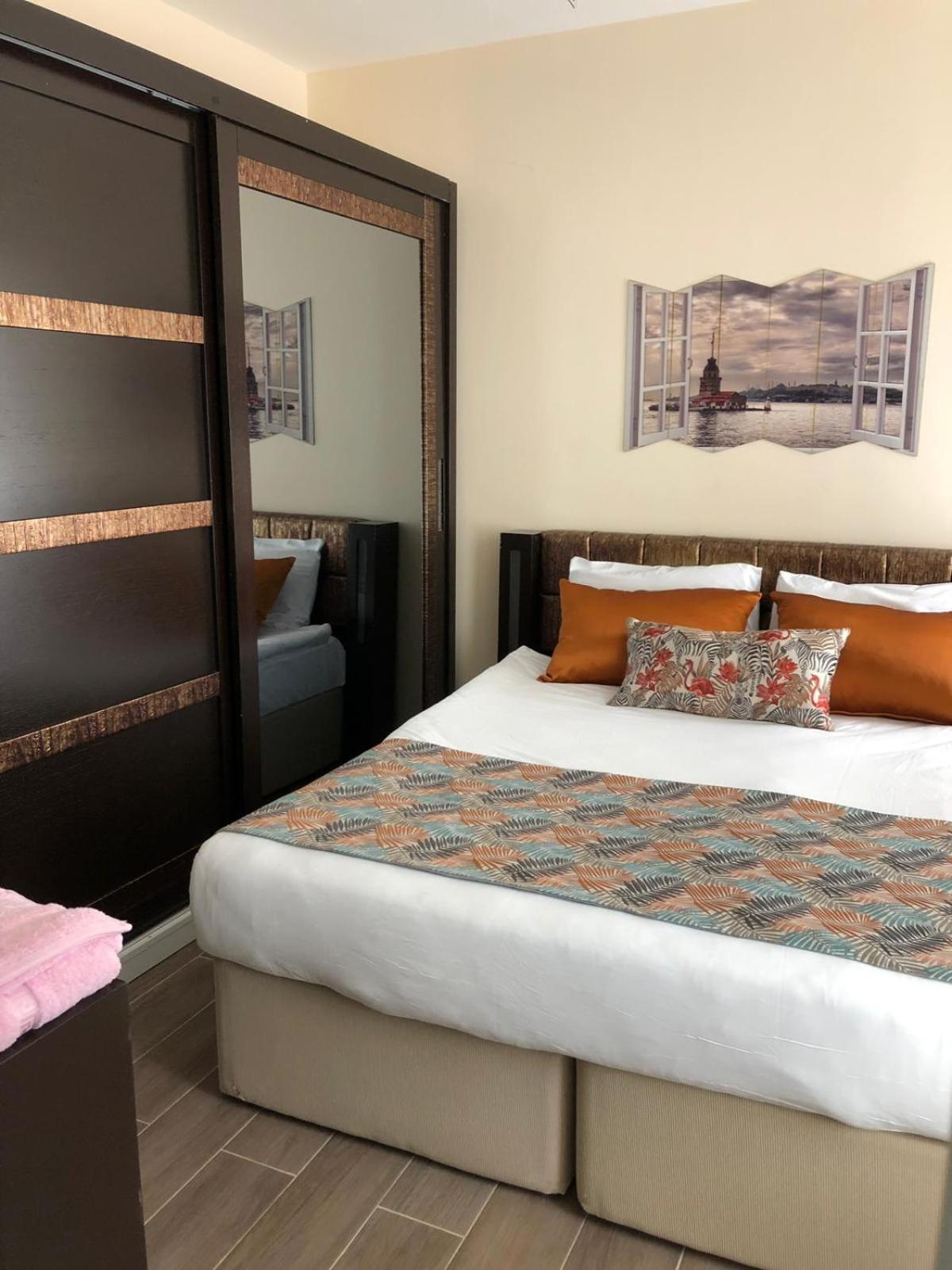 Lara Park Suites