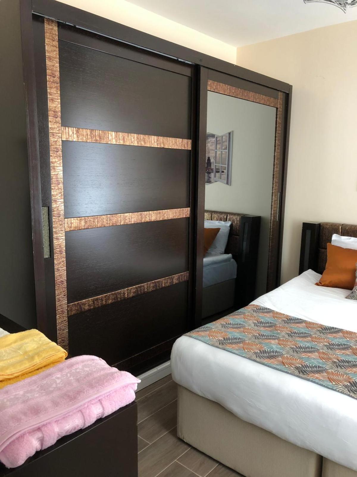 Lara Park Suites