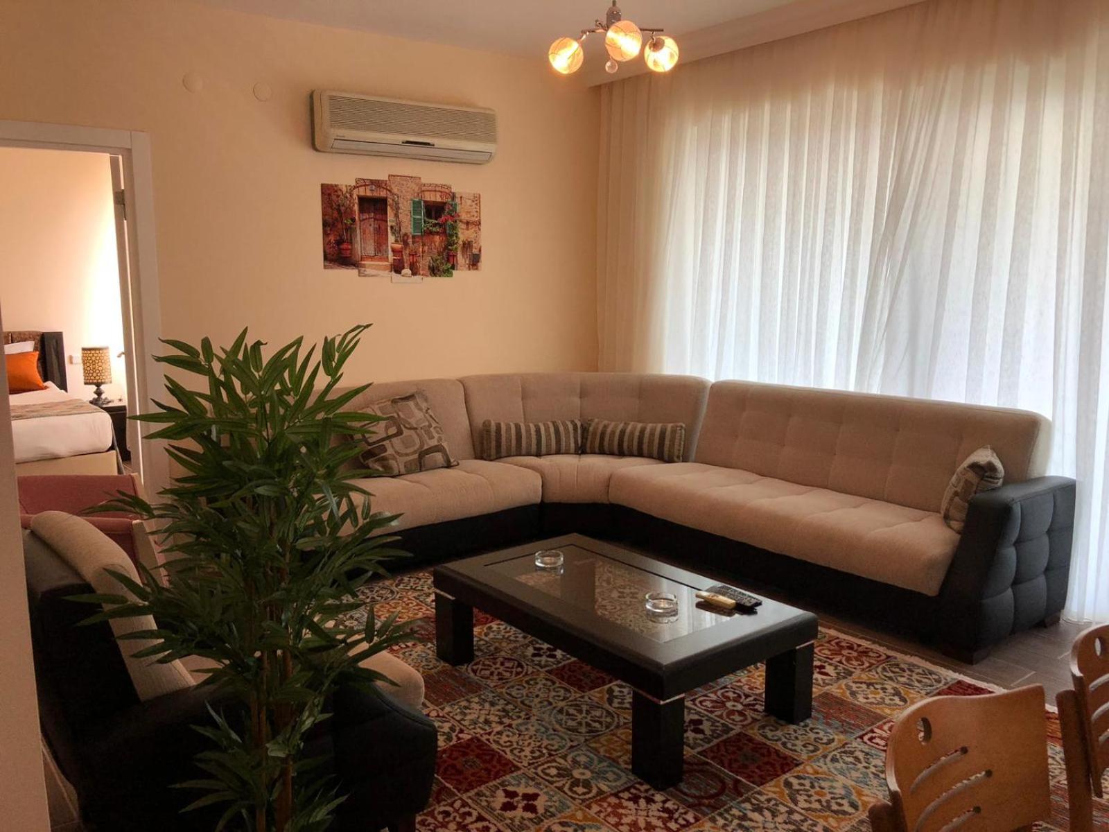 Lara Park Suites