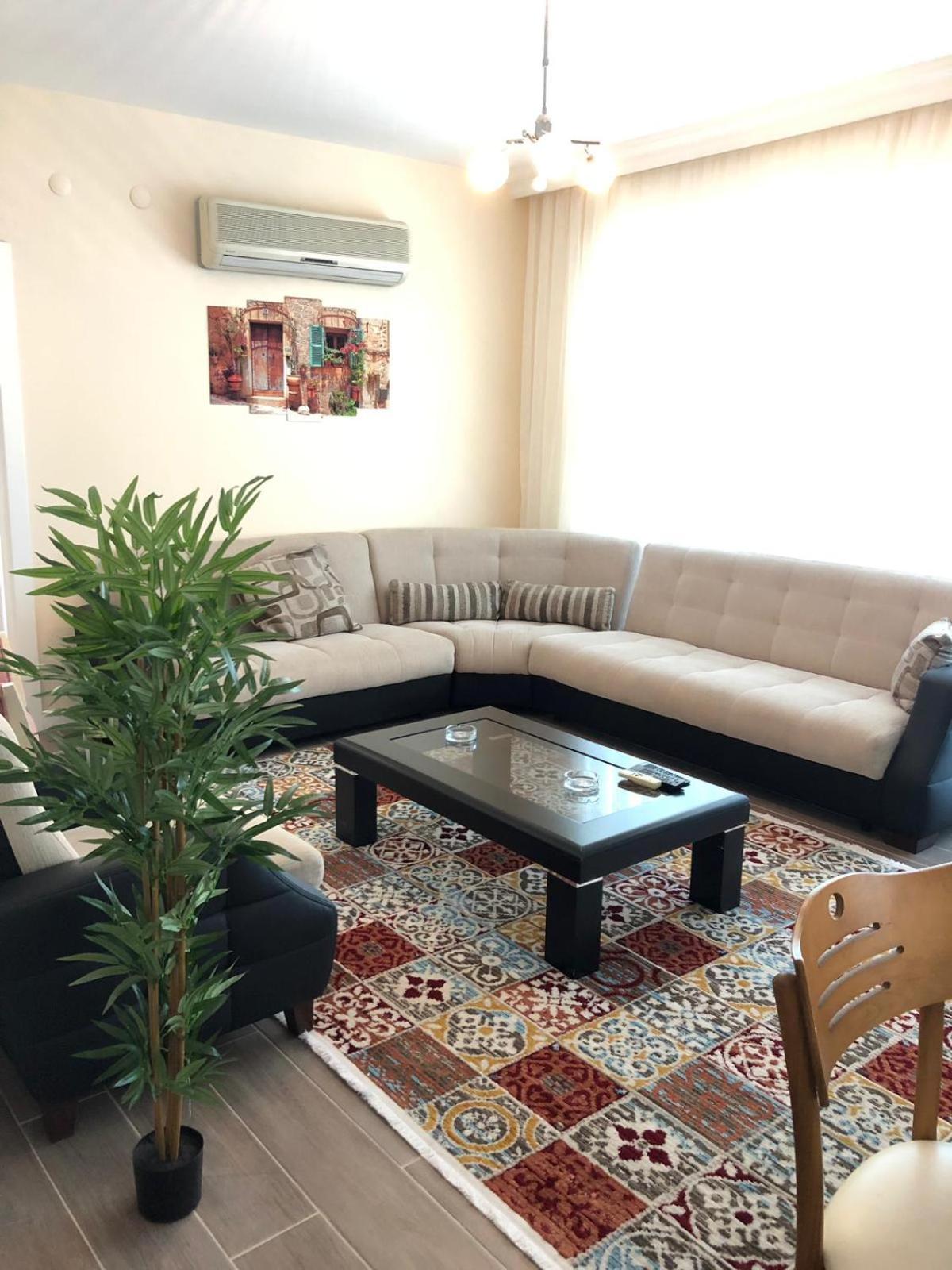 Lara Park Suites