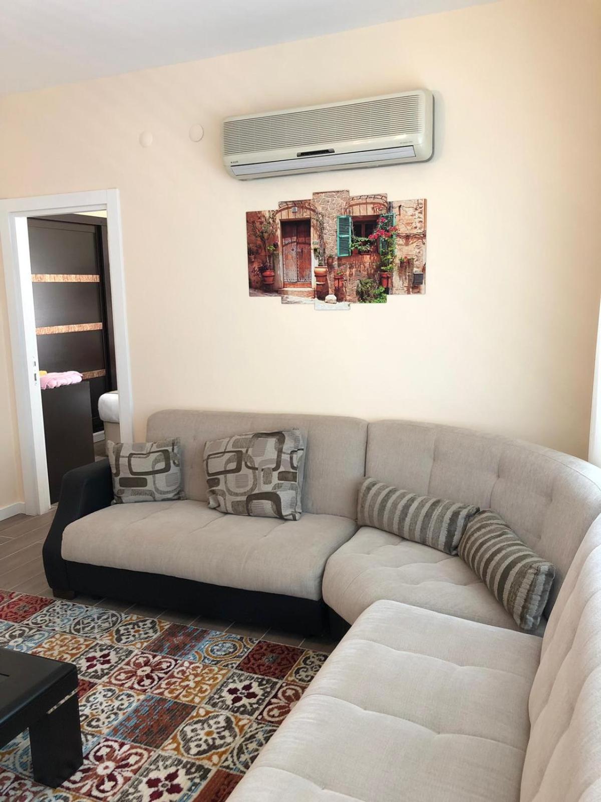 Lara Park Suites