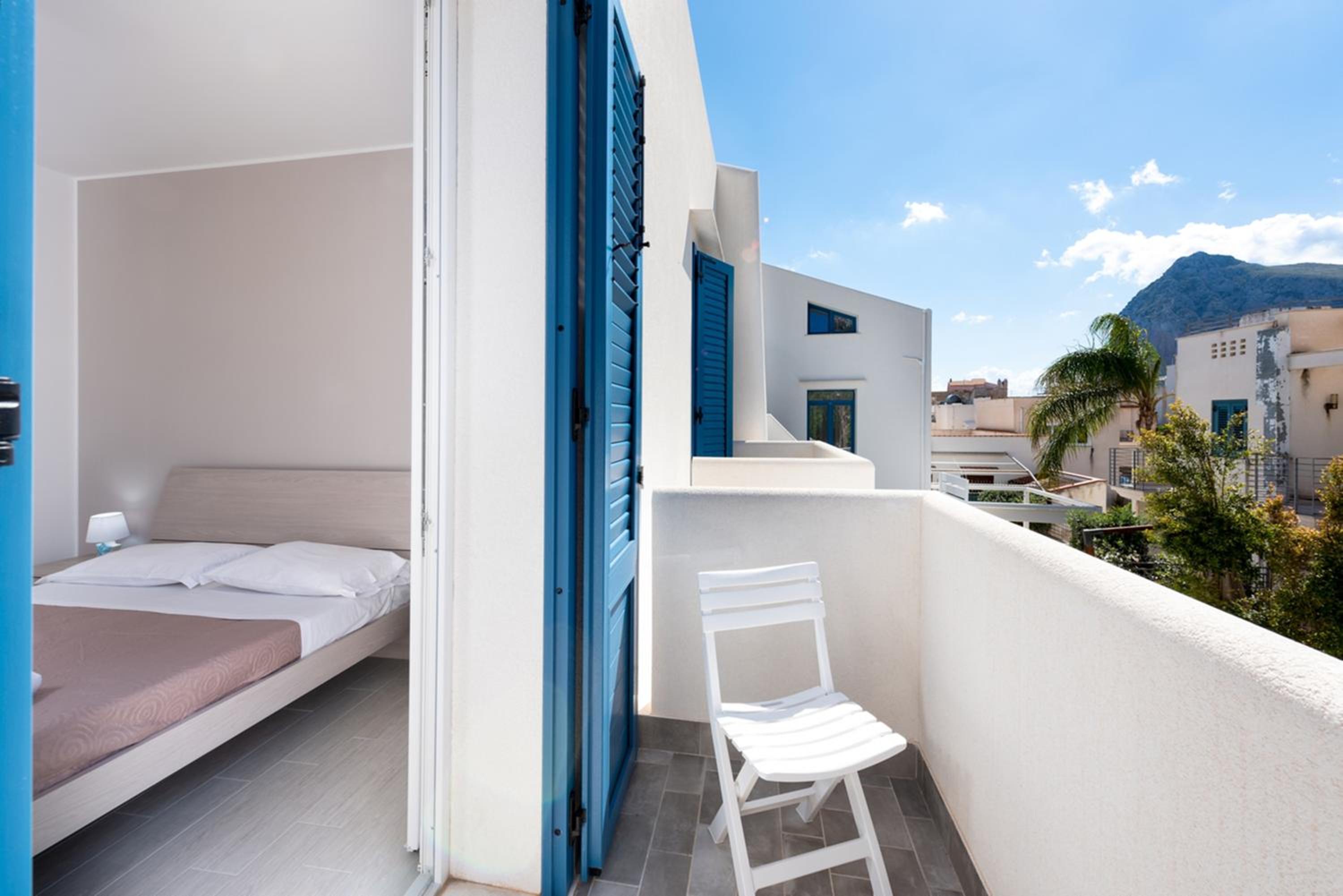 Isule Apartment & Terrace